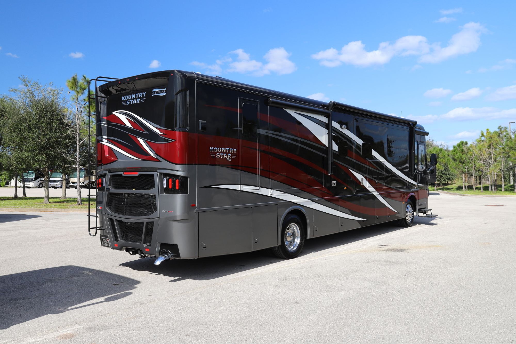 New 2021 Newmar Kountry Star 4037 Class A  For Sale
