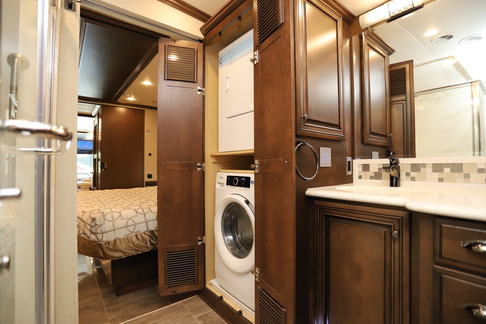 Used 2018 Newmar Dutch Star 4369 Class A  For Sale