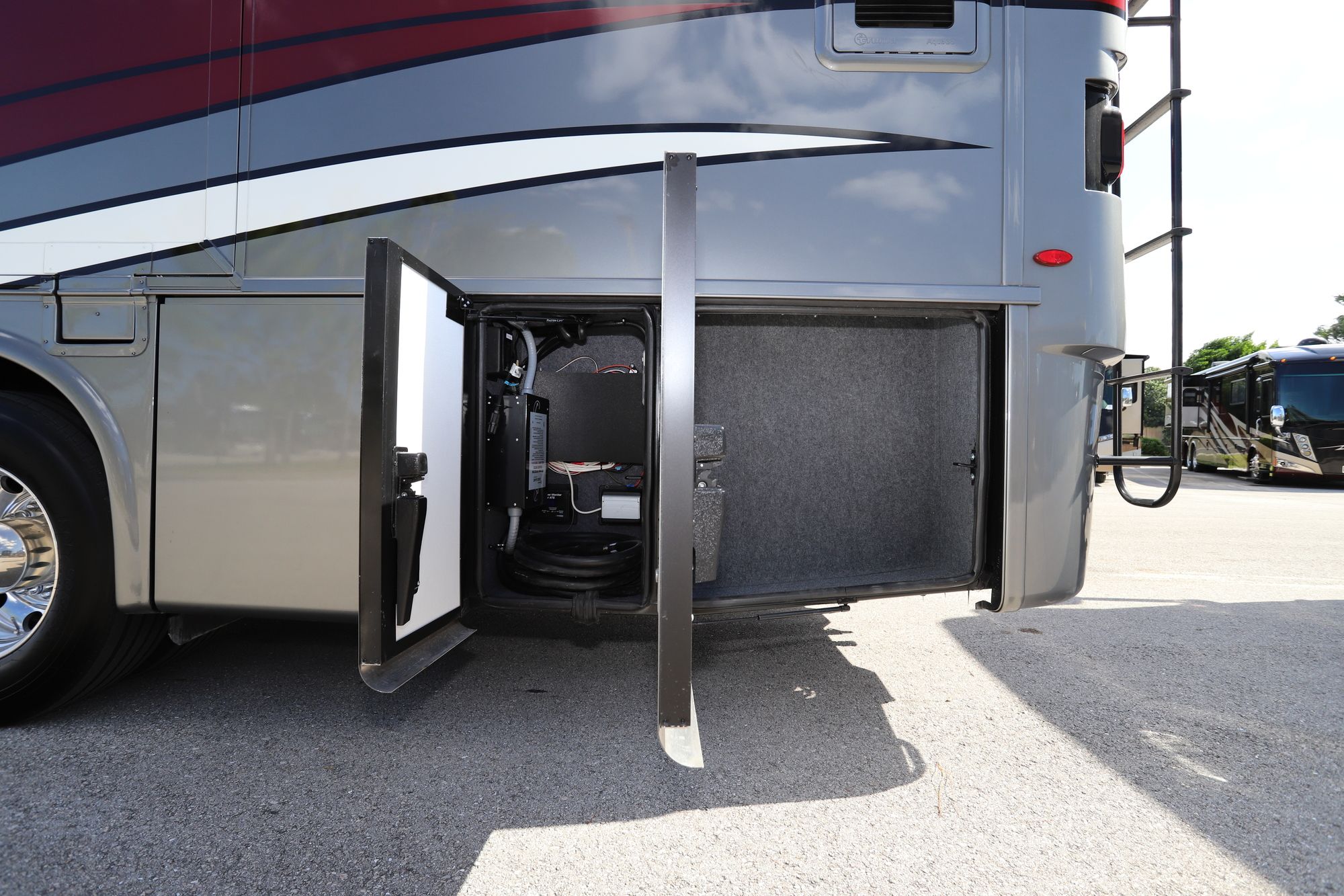 New 2021 Newmar Kountry Star 4037 Class A  For Sale
