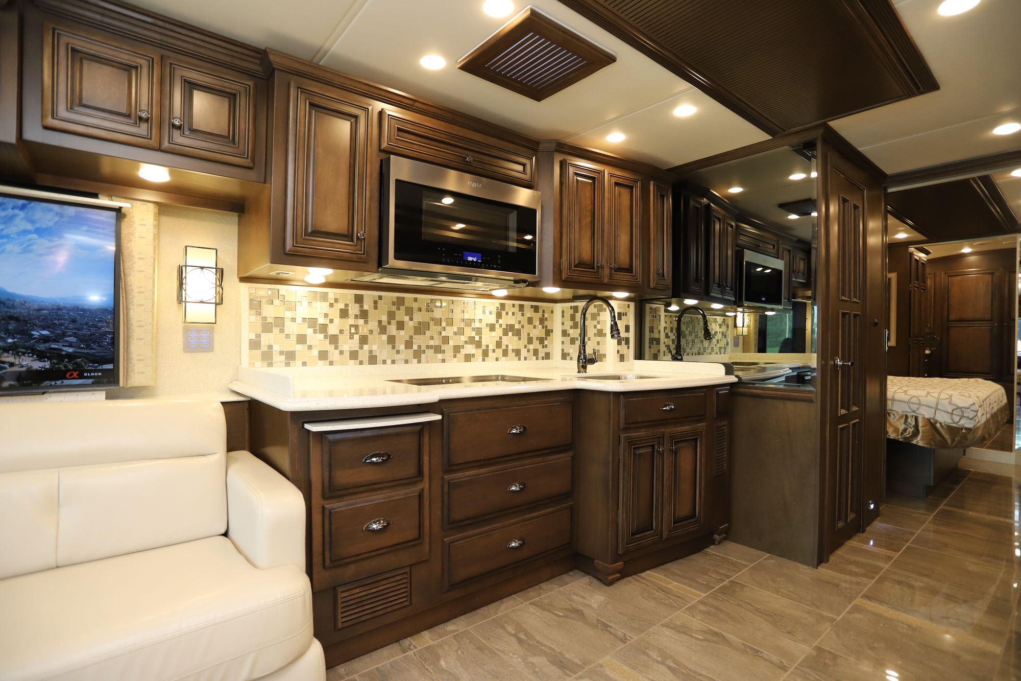 Used 2018 Newmar Dutch Star 4369 Class A  For Sale