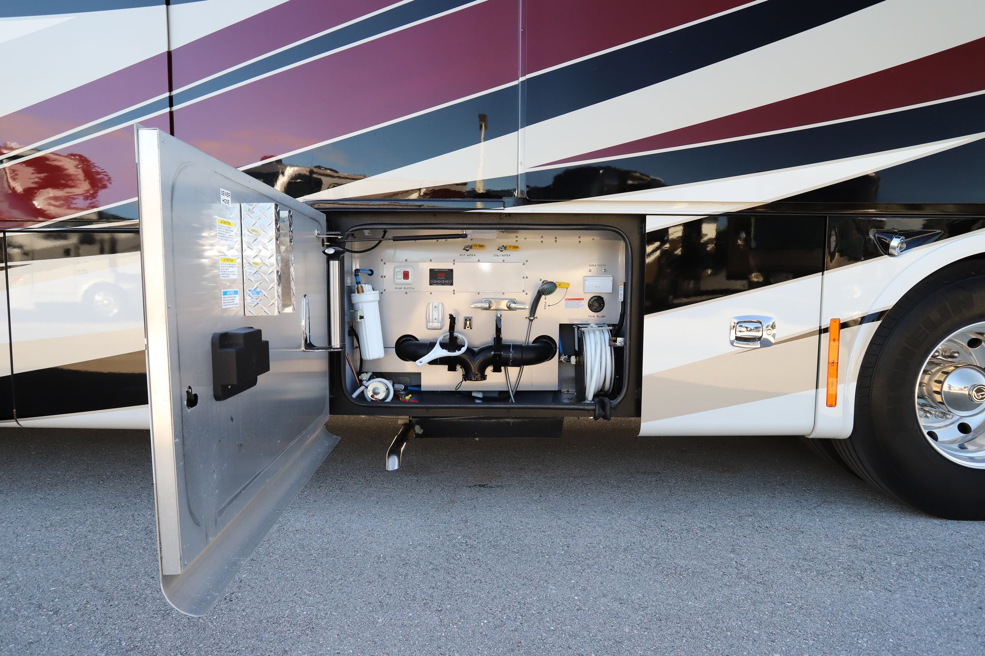 Used 2017 Tiffin Motor Homes Allegro Bus 45OPP Class A  For Sale