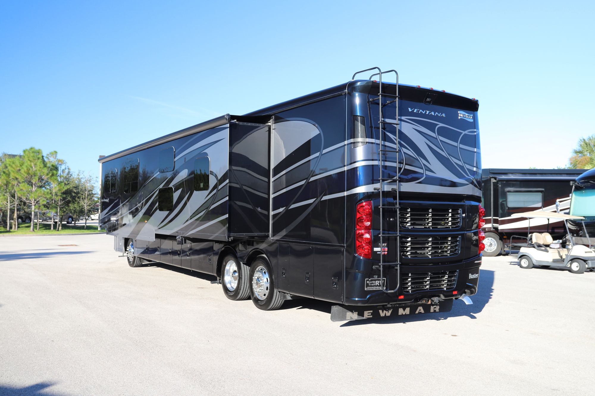 Used 2018 Newmar Ventana 4326 Class A  For Sale