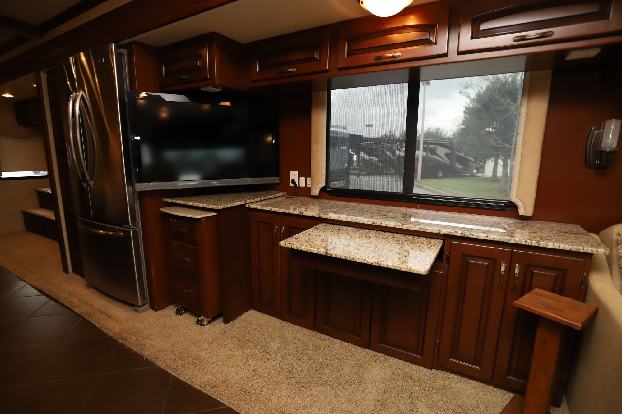 Used 2011 Newmar Dutch Star 4344 Class A  For Sale