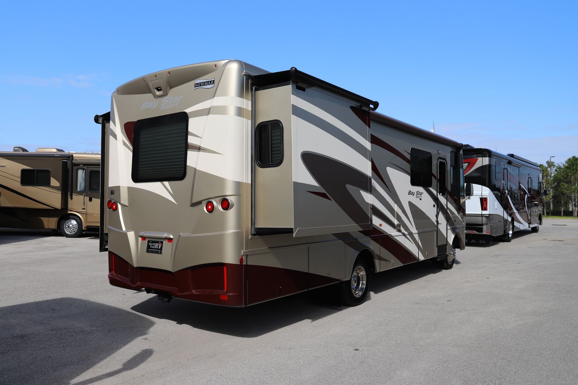 New 2021 Newmar Bay Star Sport 3014 Class A  For Sale