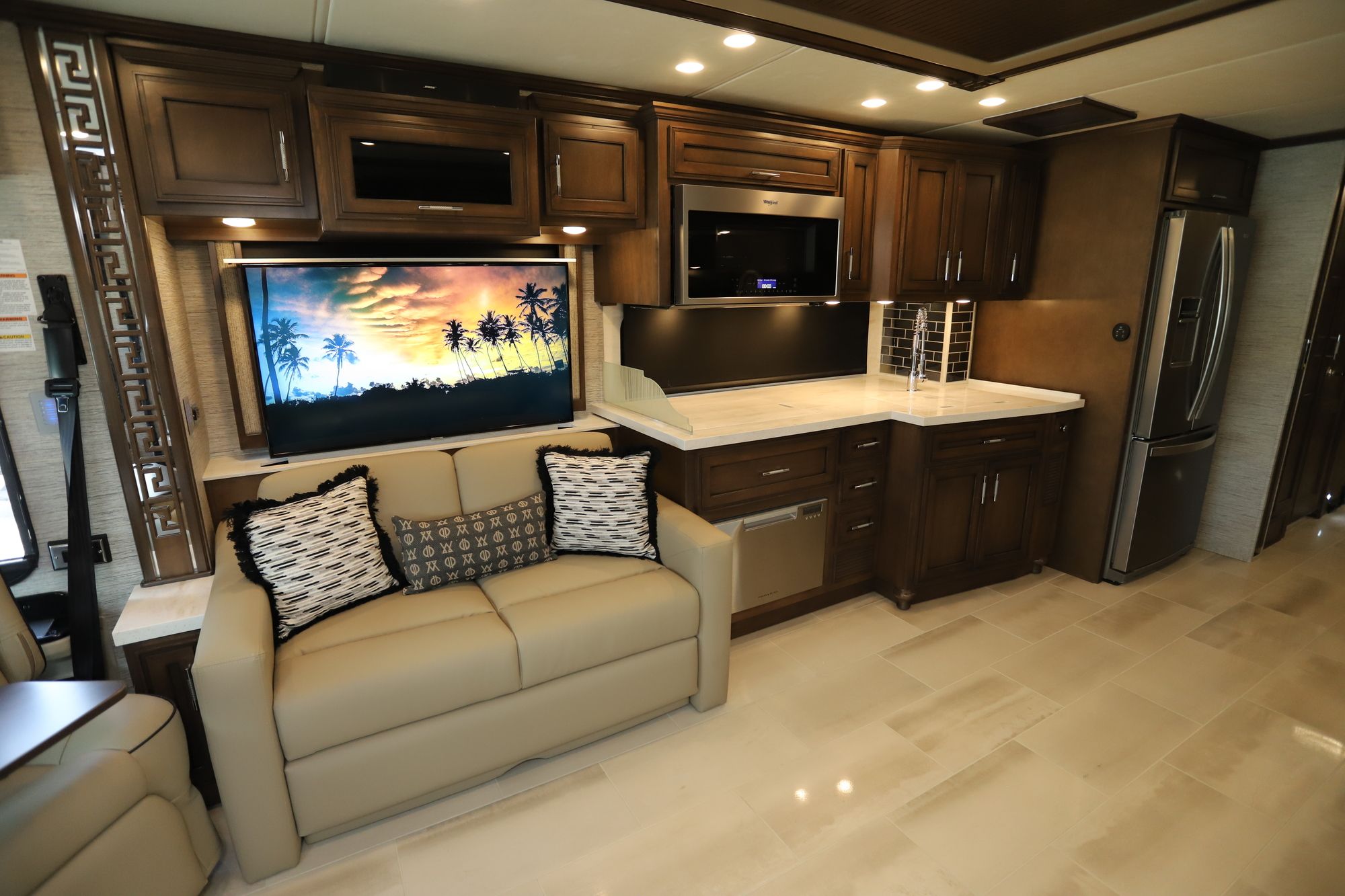 New 2021 Newmar Ventana 4326 Class A  For Sale