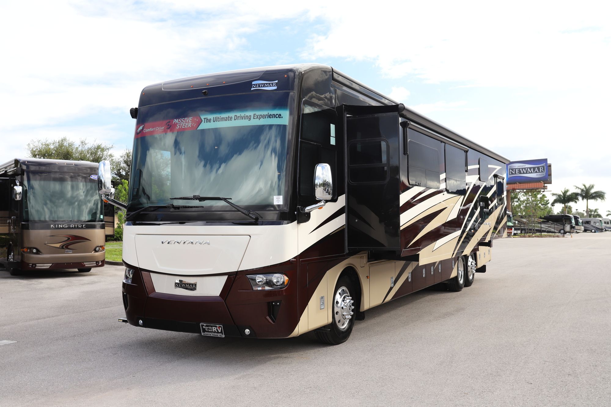 New 2021 Newmar Ventana 4326 Class A  For Sale