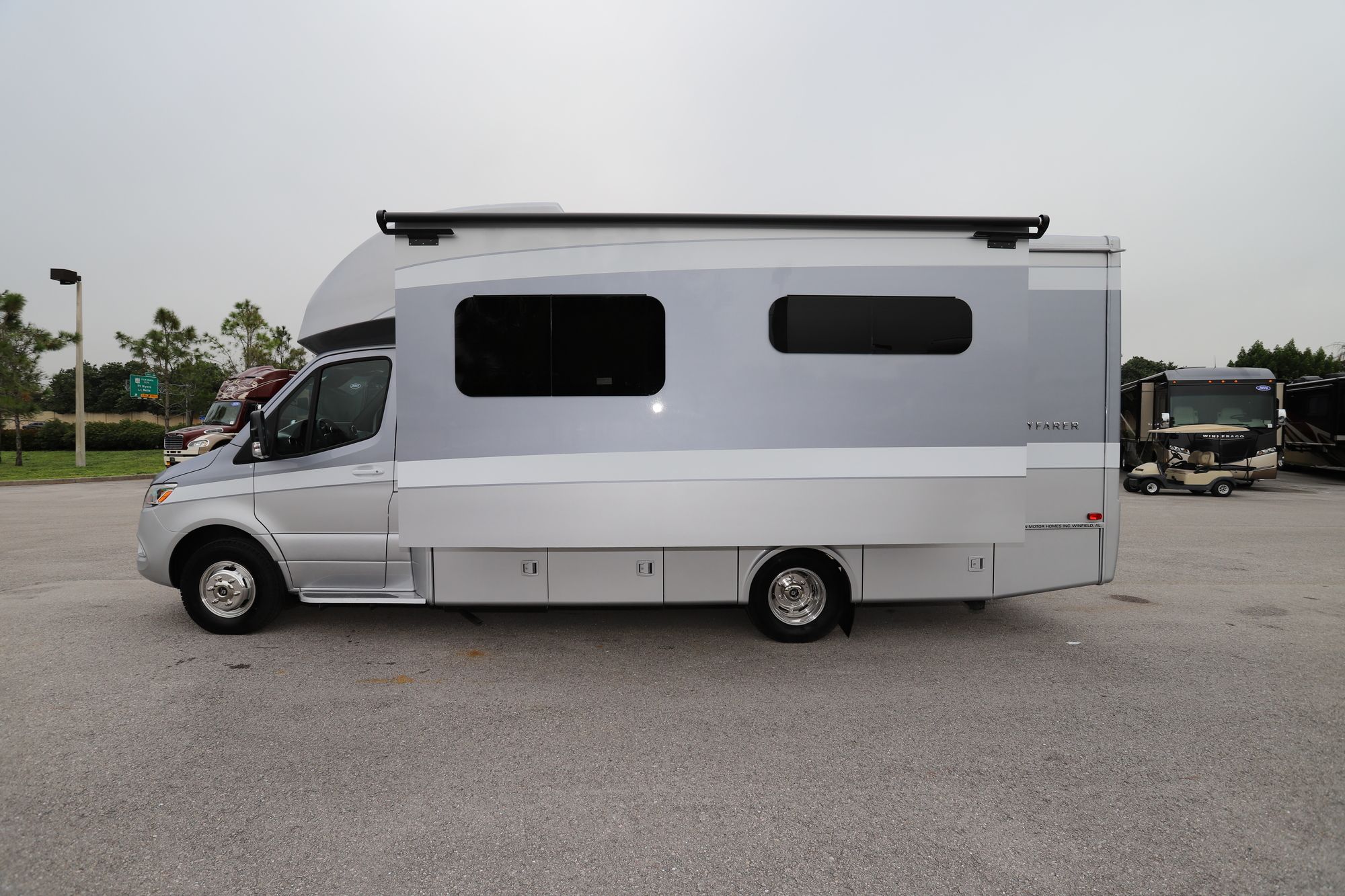 New 2021 Tiffin Motor Homes Wayfarer 25RW Class C  For Sale