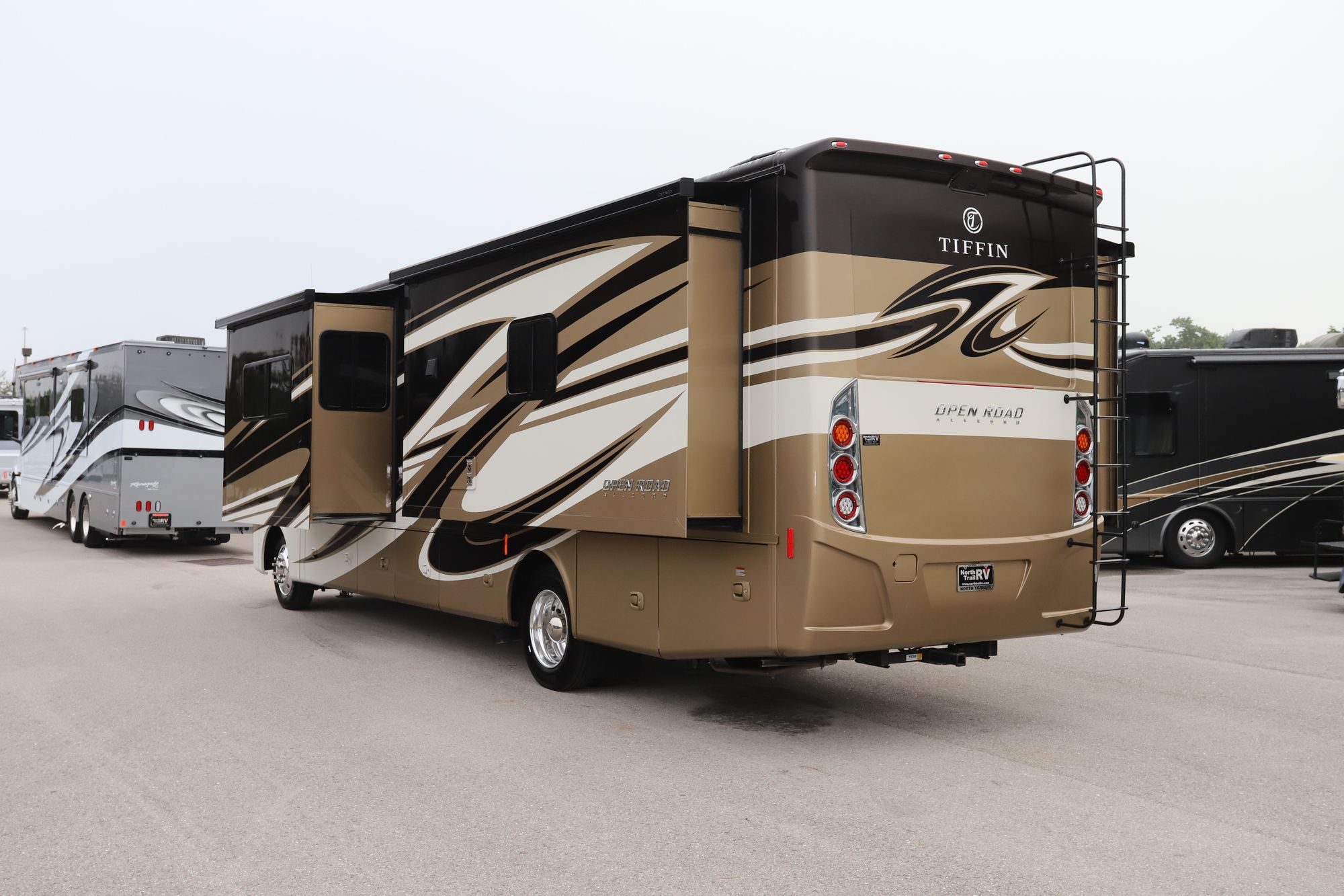 New 2021 Tiffin Motor Homes Allegro 34PA Class A  For Sale