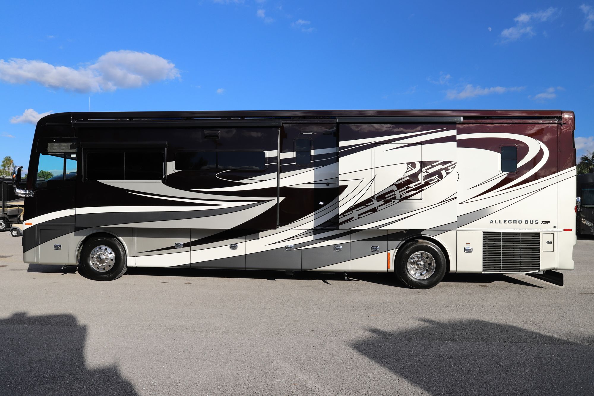 New 2021 Tiffin Motor Homes Allegro Bus 40IP Class A  For Sale