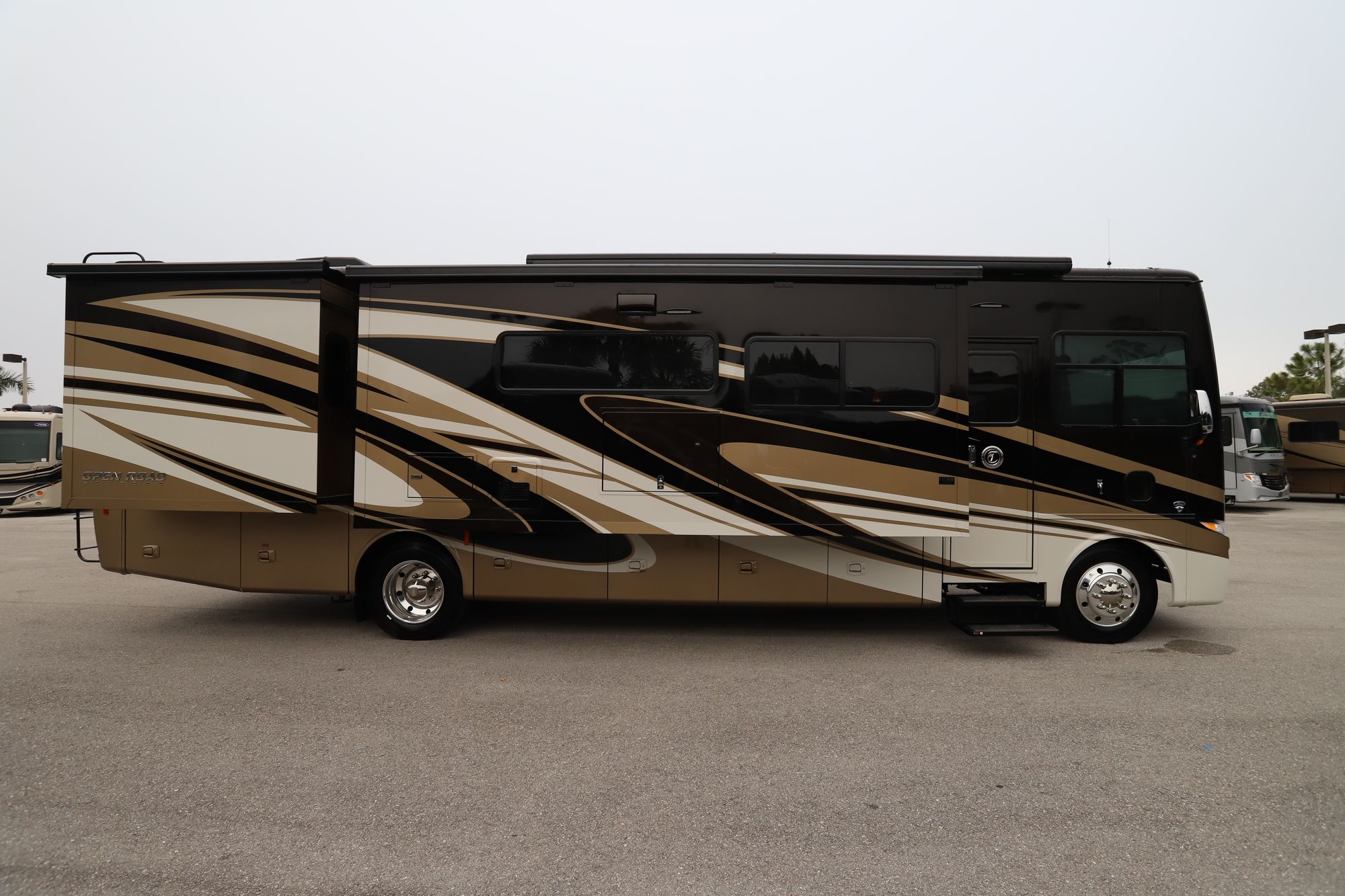 New 2021 Tiffin Motor Homes Allegro 34PA Class A  For Sale