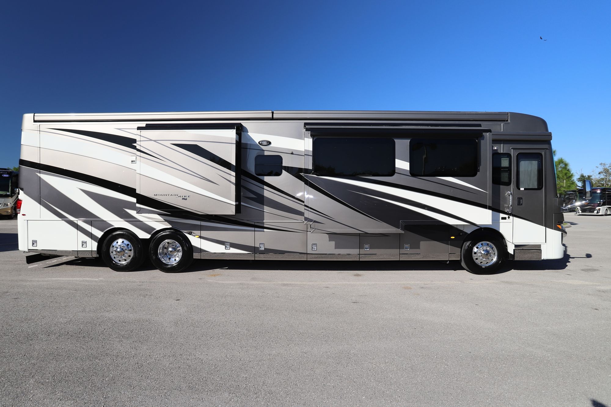 New 2021 Newmar Mountain Aire 4533 Class A  For Sale