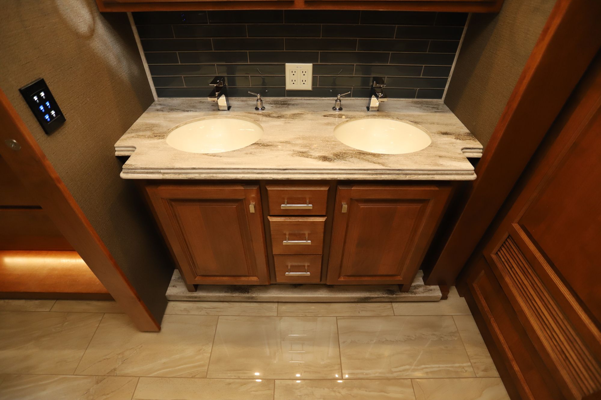 Used 2019 Tiffin Motor Homes Phaeton 40IH Class A  For Sale