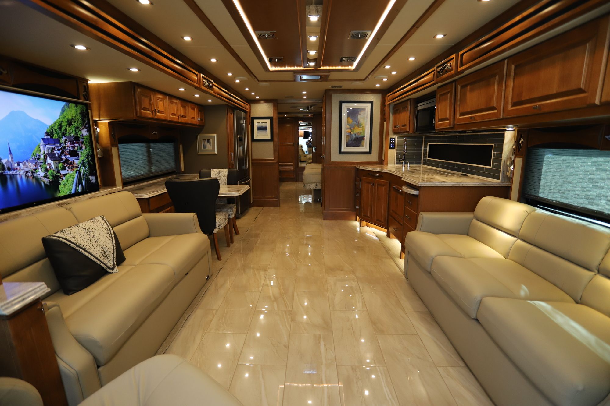 Used 2019 Tiffin Motor Homes Phaeton 40IH Class A  For Sale