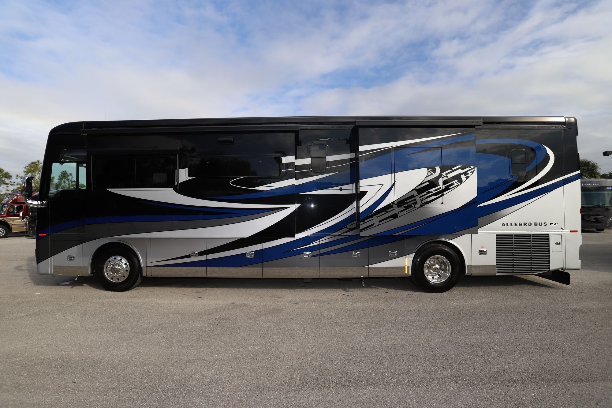 New 2021 Tiffin Motor Homes Allegro Bus 40IP Class A  For Sale