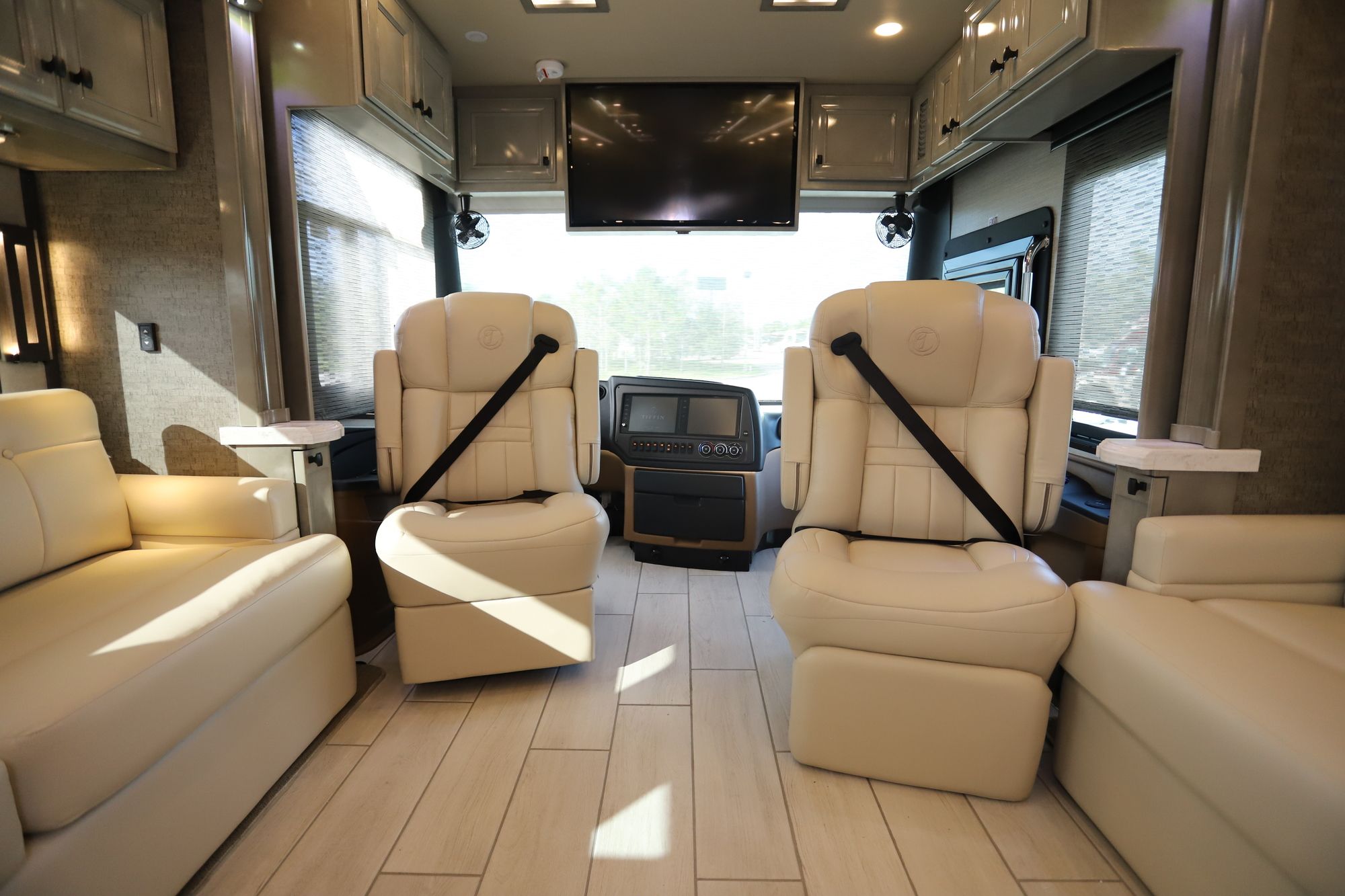 New 2021 Tiffin Motor Homes Allegro Bus 40IP Class A  For Sale