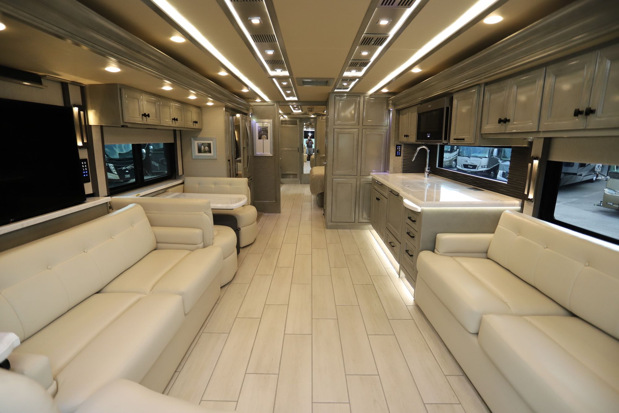 New 2021 Tiffin Motor Homes Allegro Bus 40IP Class A  For Sale