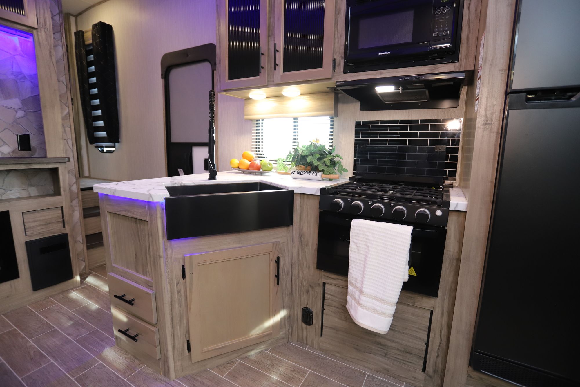 Used 2021 Forest River Arctic Wolf 321BH Fifth Wheel  For Sale