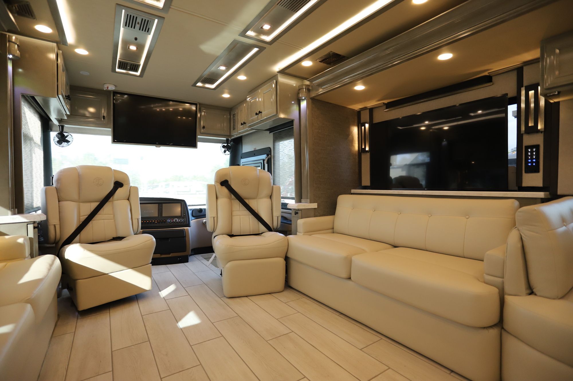 New 2021 Tiffin Motor Homes Allegro Bus 40IP Class A  For Sale