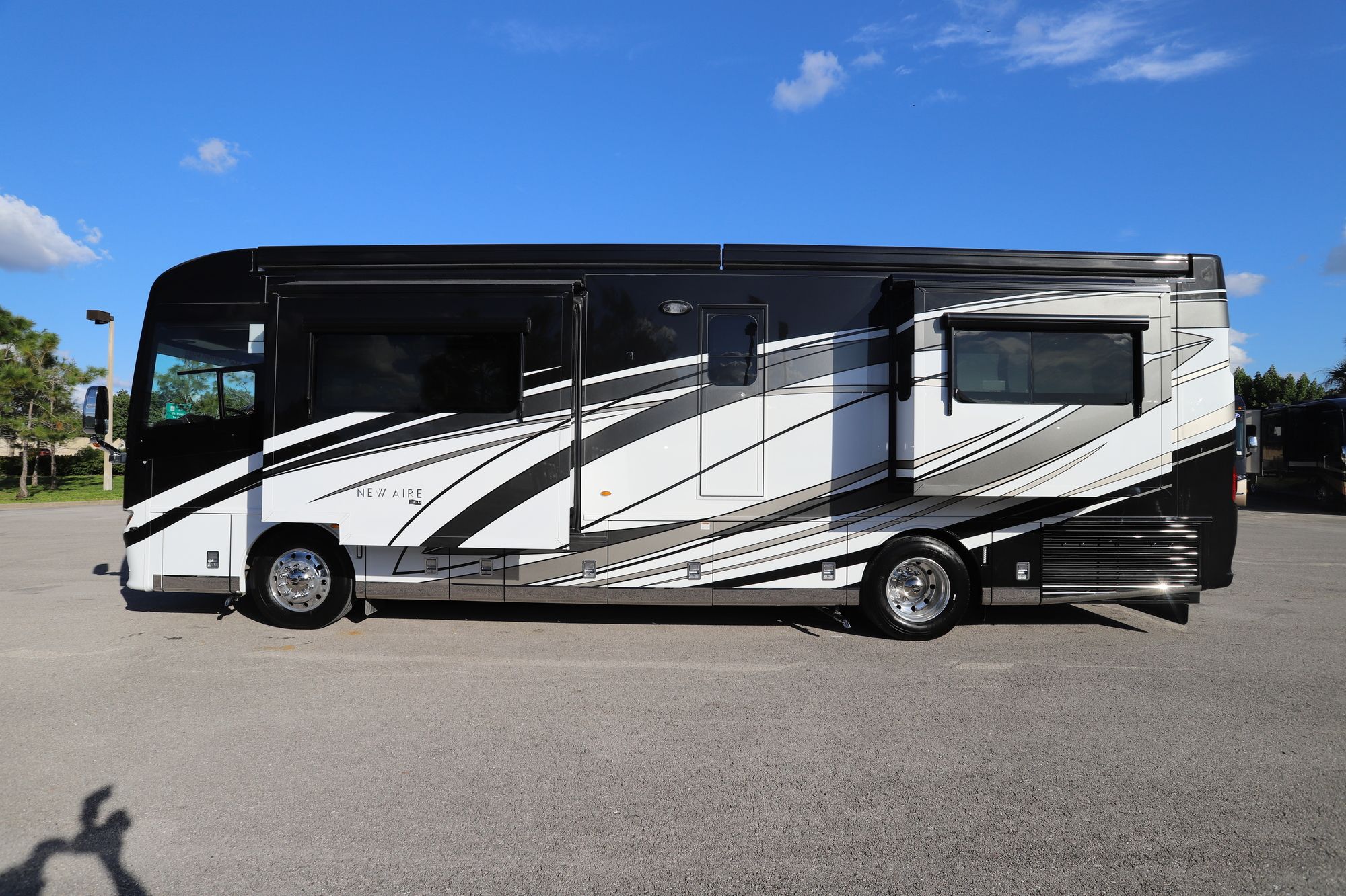 New 2021 Newmar New Aire 3543 Class A  For Sale