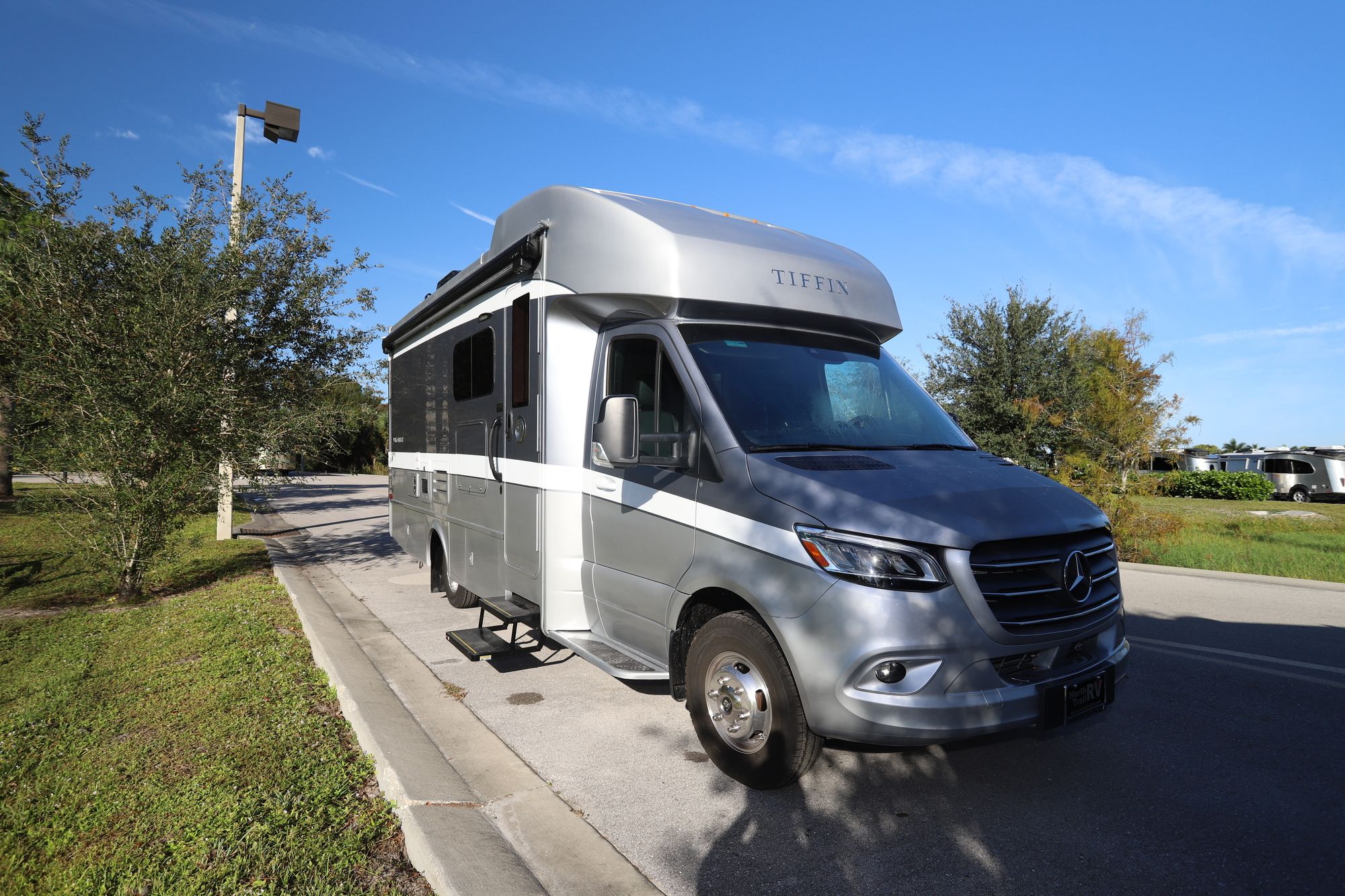 New 2021 Tiffin Motor Homes Wayfarer 25RW Class C  For Sale