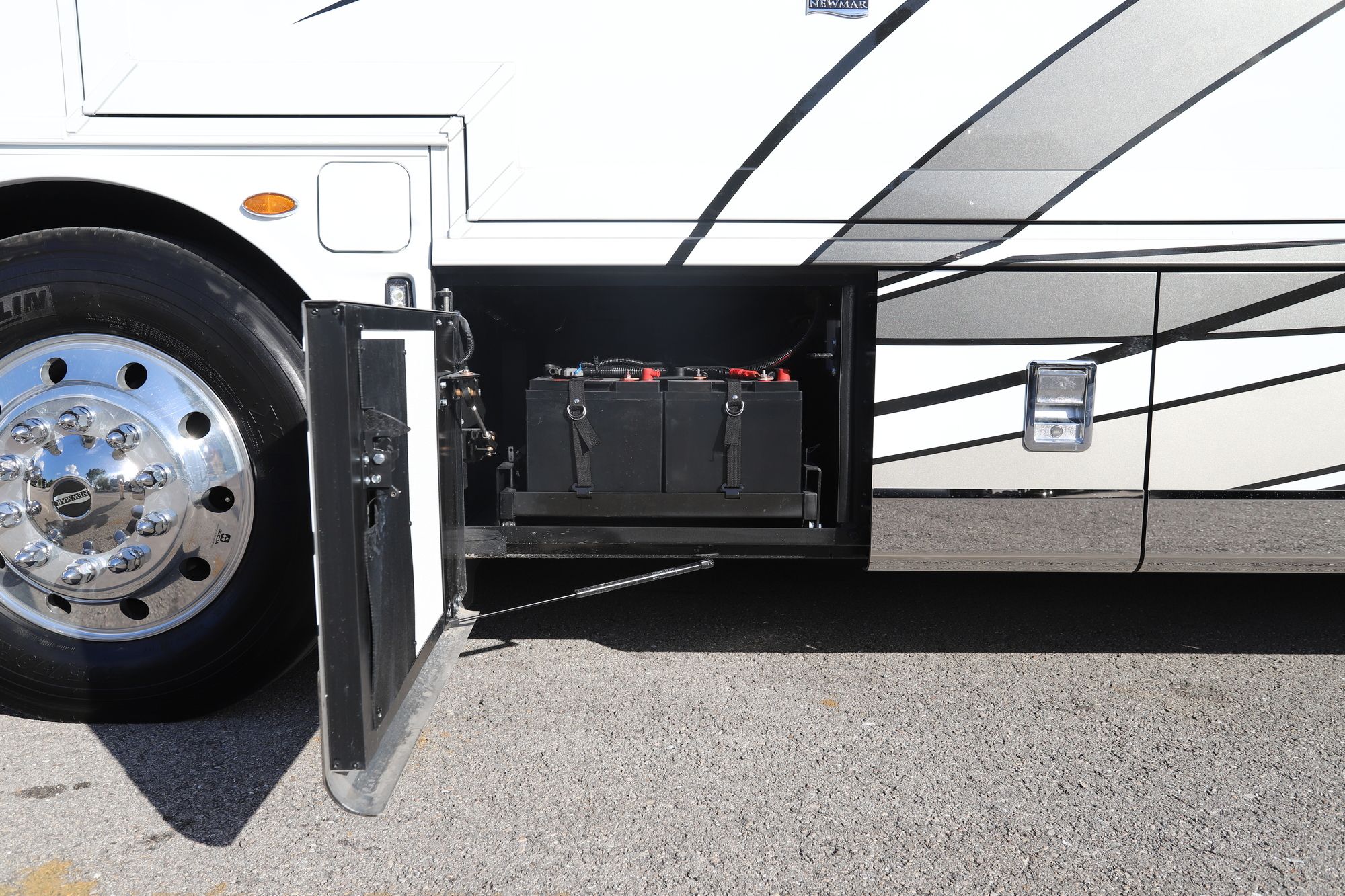 New 2021 Newmar New Aire 3543 Class A  For Sale