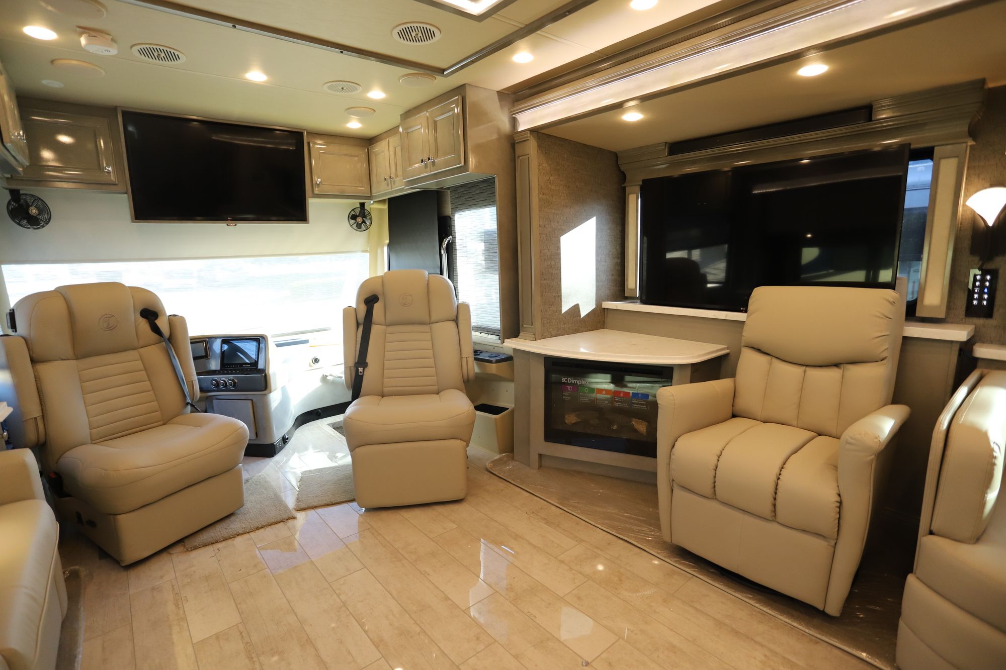 New 2021 Tiffin Motor Homes Phaeton 40IH Class A  For Sale