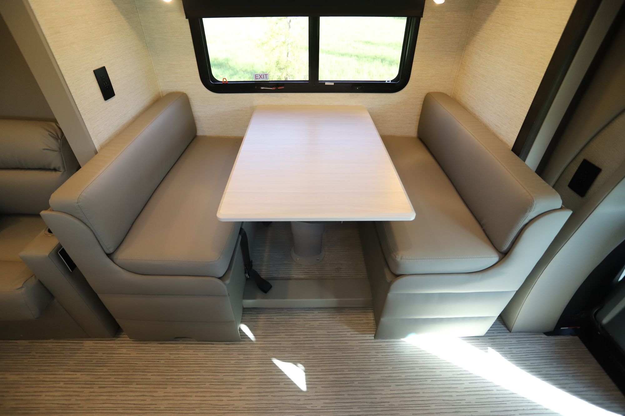 New 2021 Tiffin Motor Homes Wayfarer 25RW Class C  For Sale