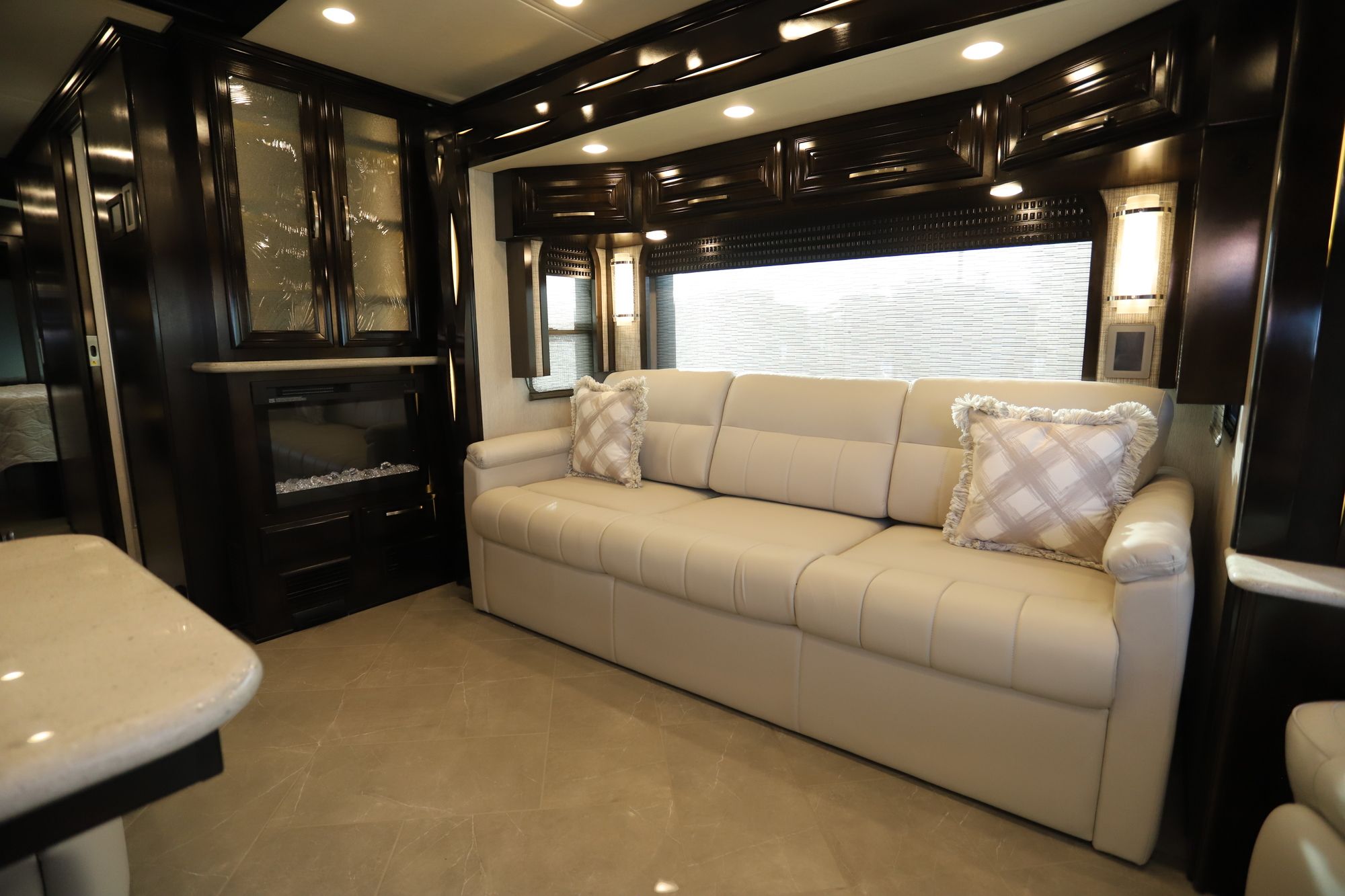 New 2021 Newmar New Aire 3543 Class A  For Sale