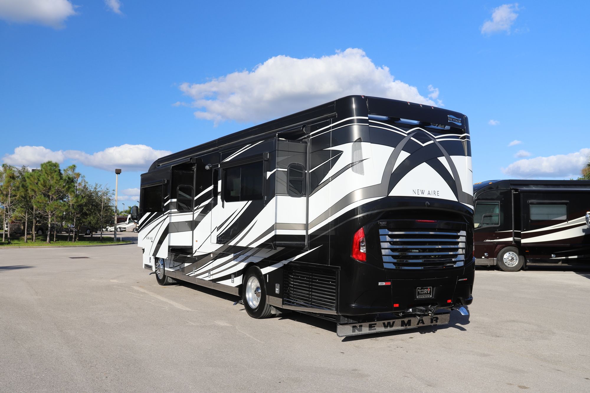 New 2021 Newmar New Aire 3543 Class A  For Sale
