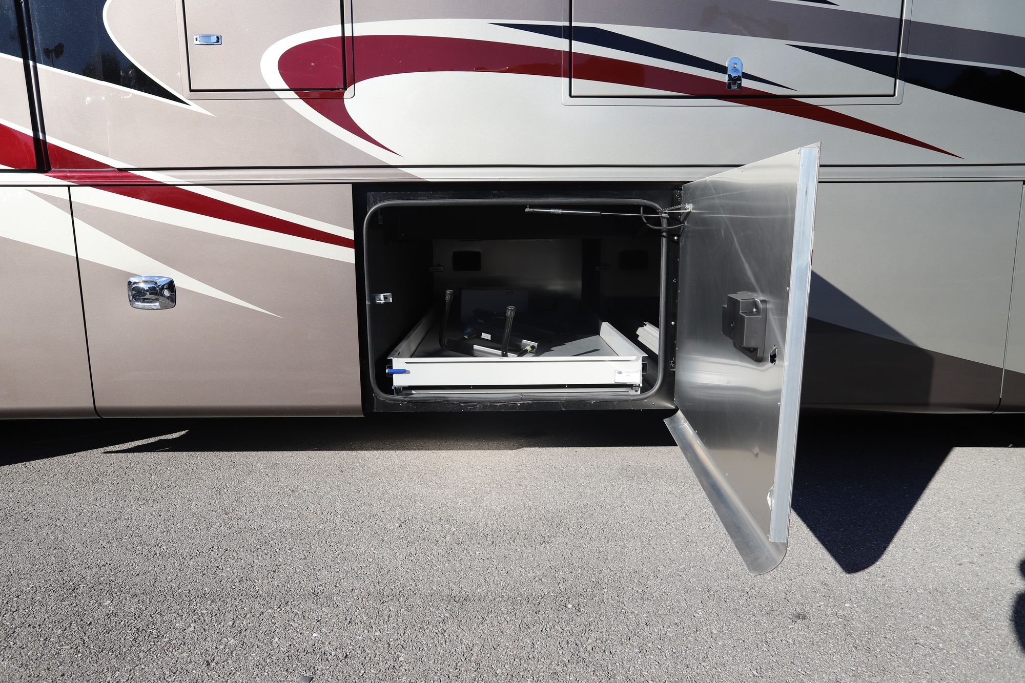 New 2021 Tiffin Motor Homes Phaeton 40IH Class A  For Sale