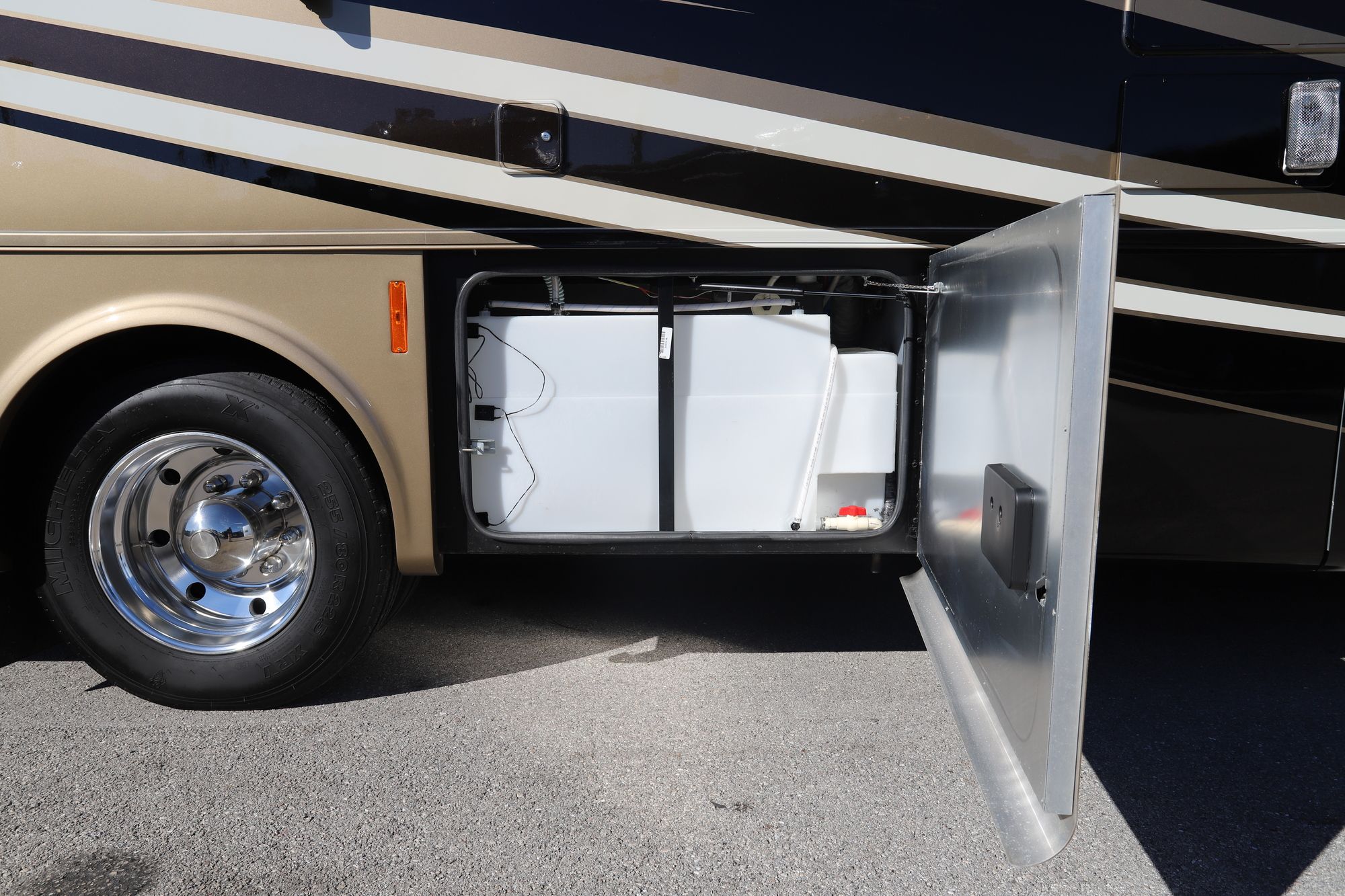 Used 2019 Tiffin Motor Homes Allegro 36LA Class A  For Sale