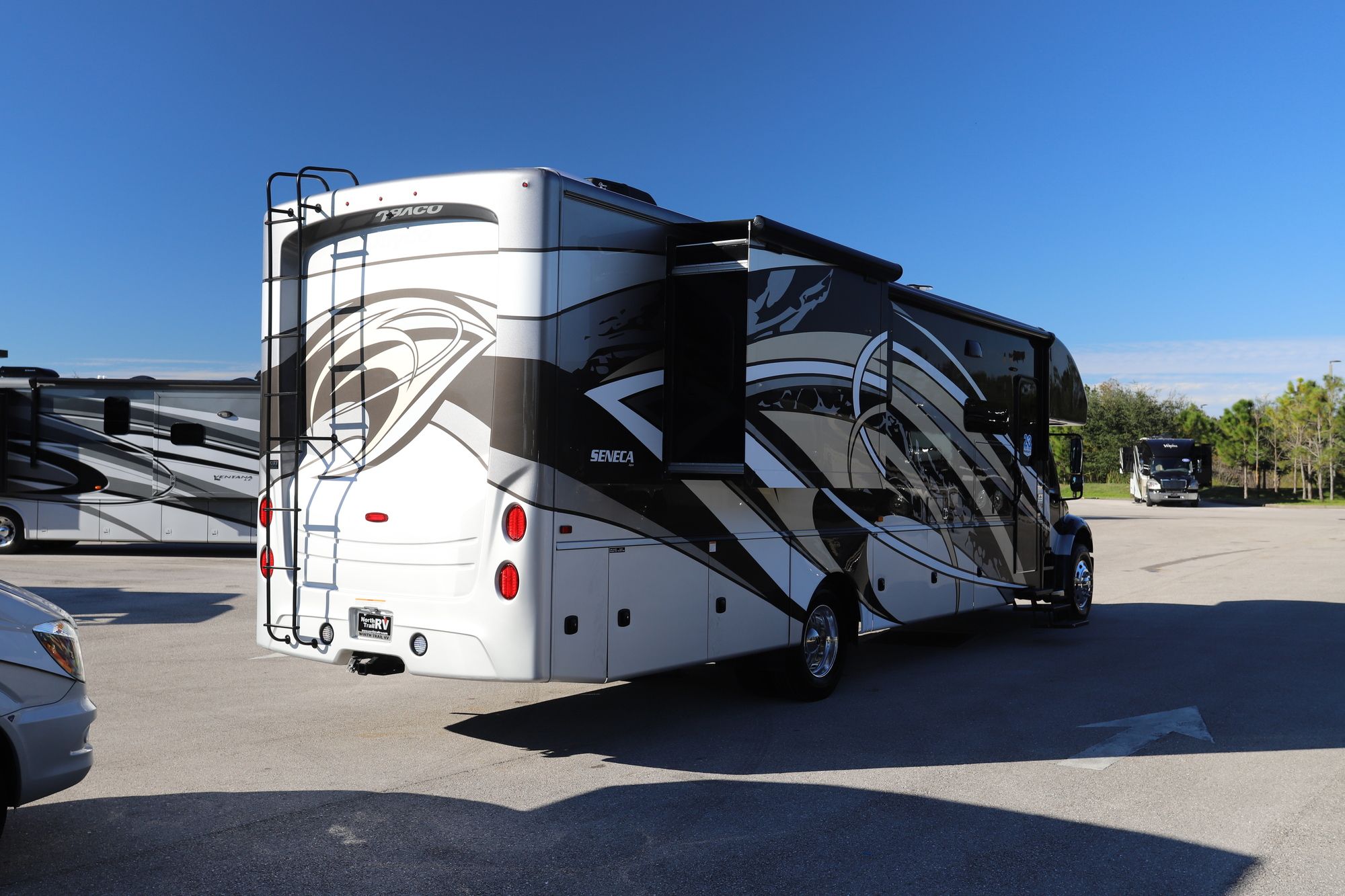 New 2021 Jayco Seneca 37K Super C  For Sale