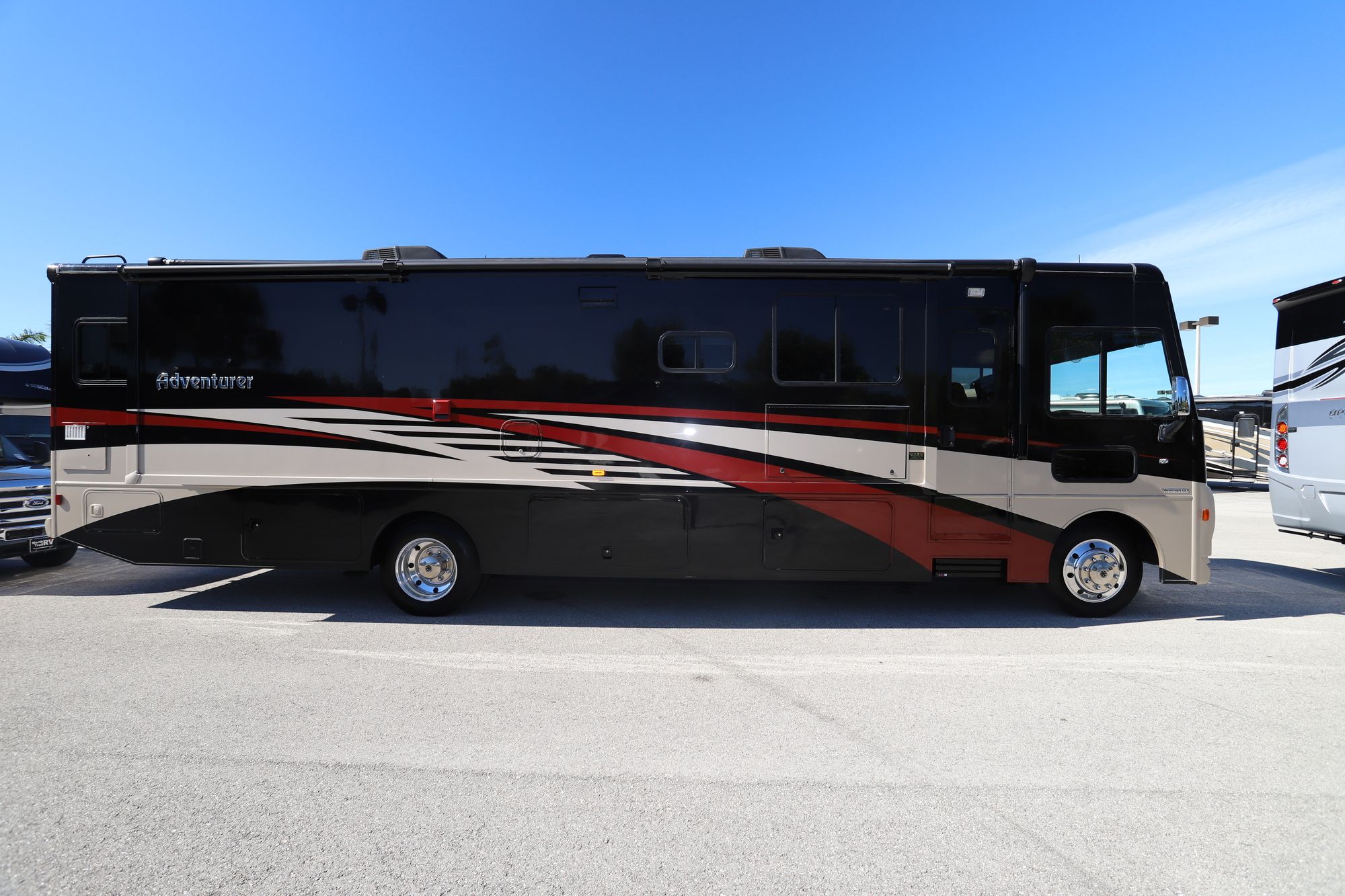 Used 2019 Winnebago Adventurer 36Z Class A  For Sale