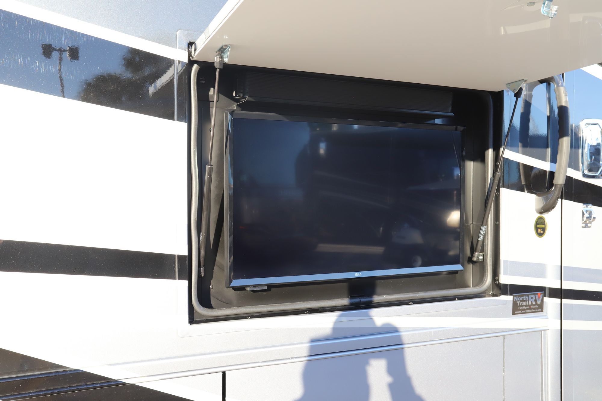 New 2021 Tiffin Motor Homes Allegro 36LA Class A  For Sale