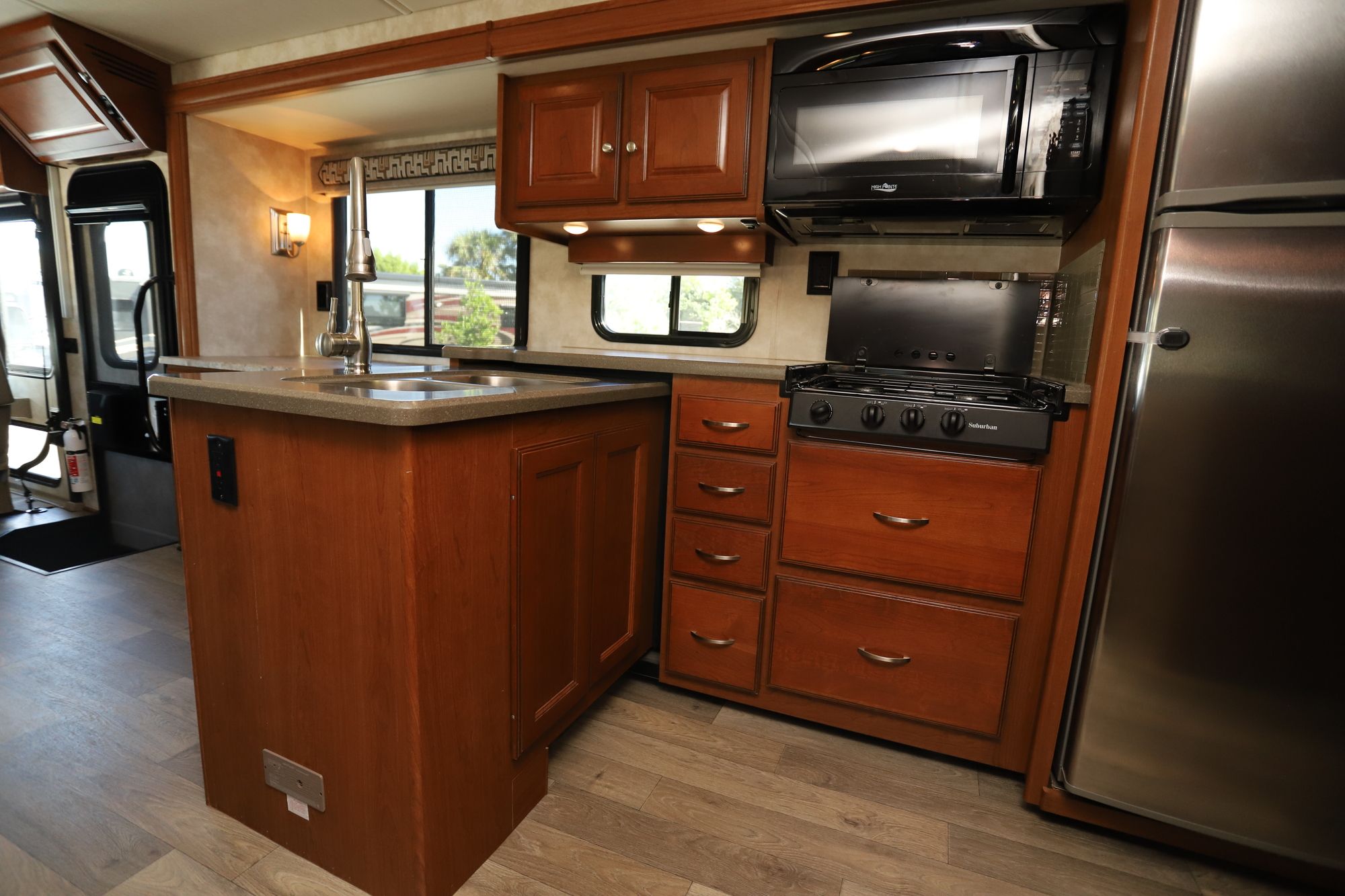 Used 2019 Winnebago Adventurer 36Z Class A  For Sale