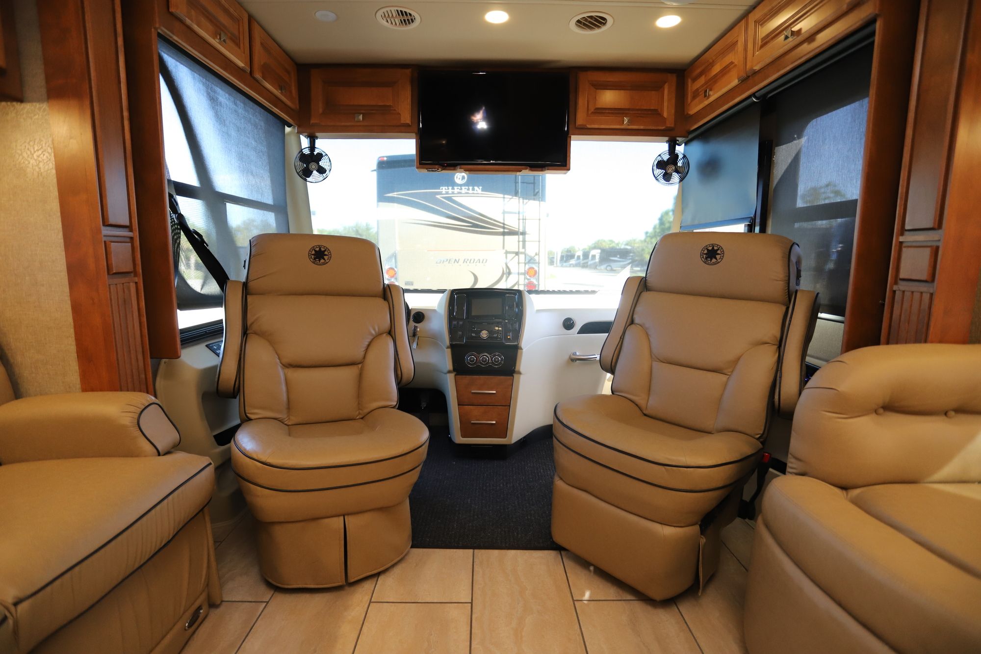 Used 2017 Tiffin Motor Homes Breeze 32BR Class A  For Sale