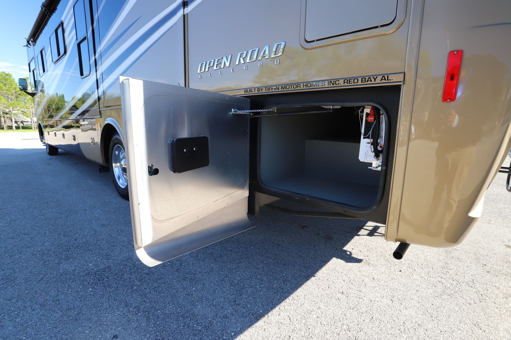 Used 2019 Tiffin Motor Homes Allegro 36LA Class A  For Sale