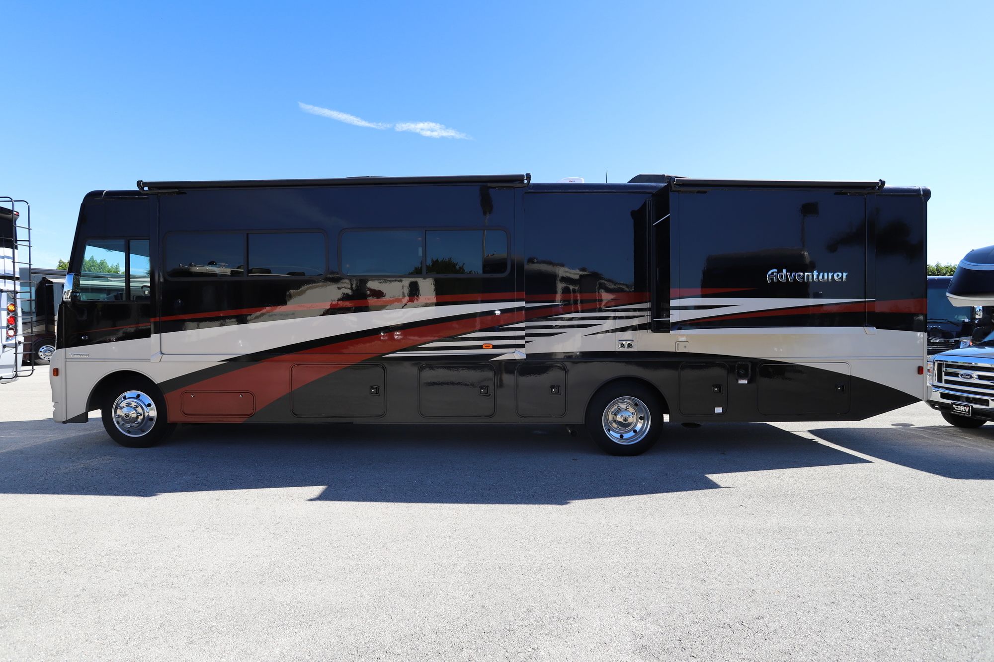 Used 2019 Winnebago Adventurer 36Z Class A  For Sale