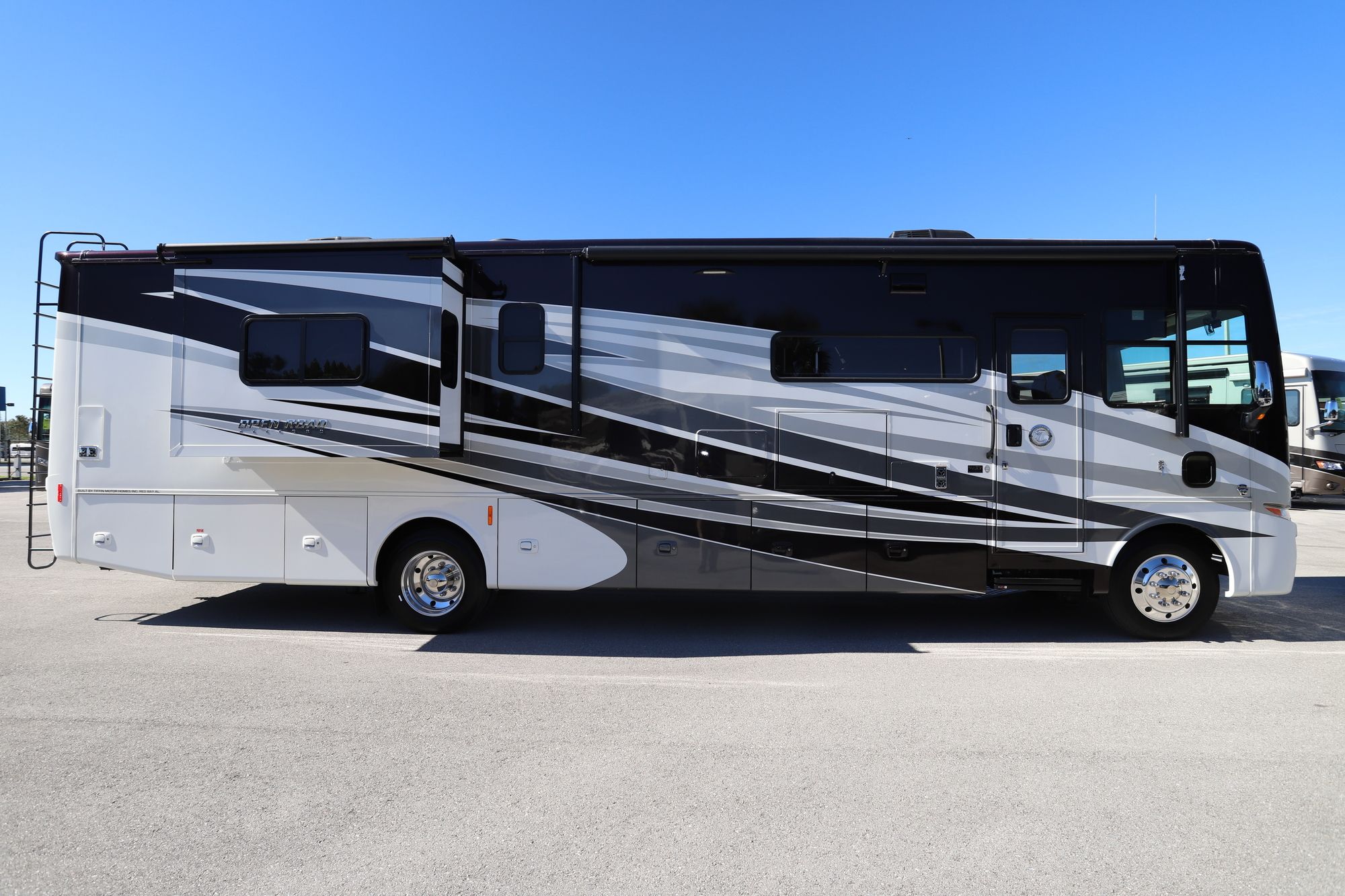 Used 2019 Tiffin Motor Homes Allegro 36UA Class A  For Sale