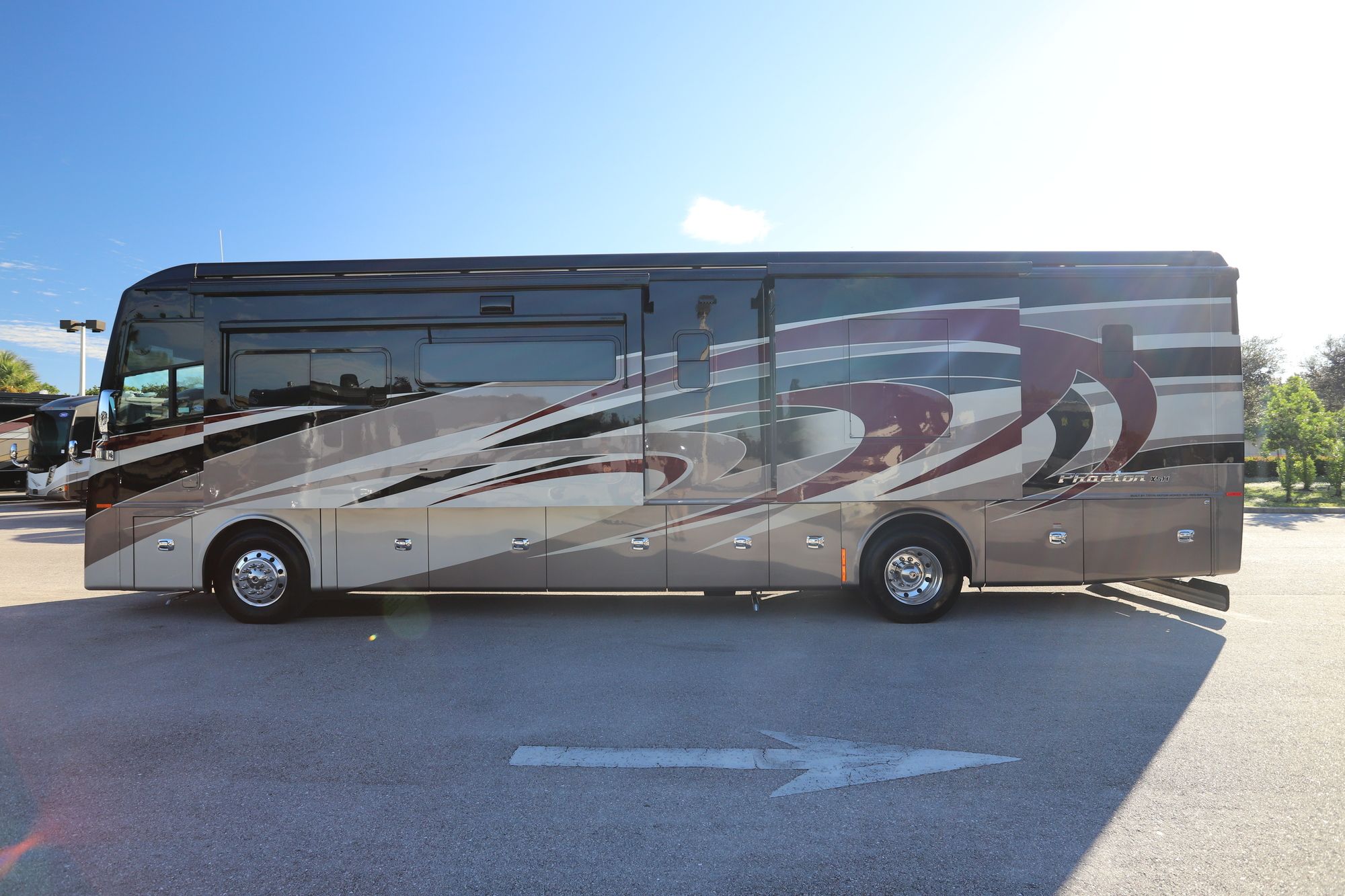 New 2021 Tiffin Motor Homes Phaeton 40IH Class A  For Sale