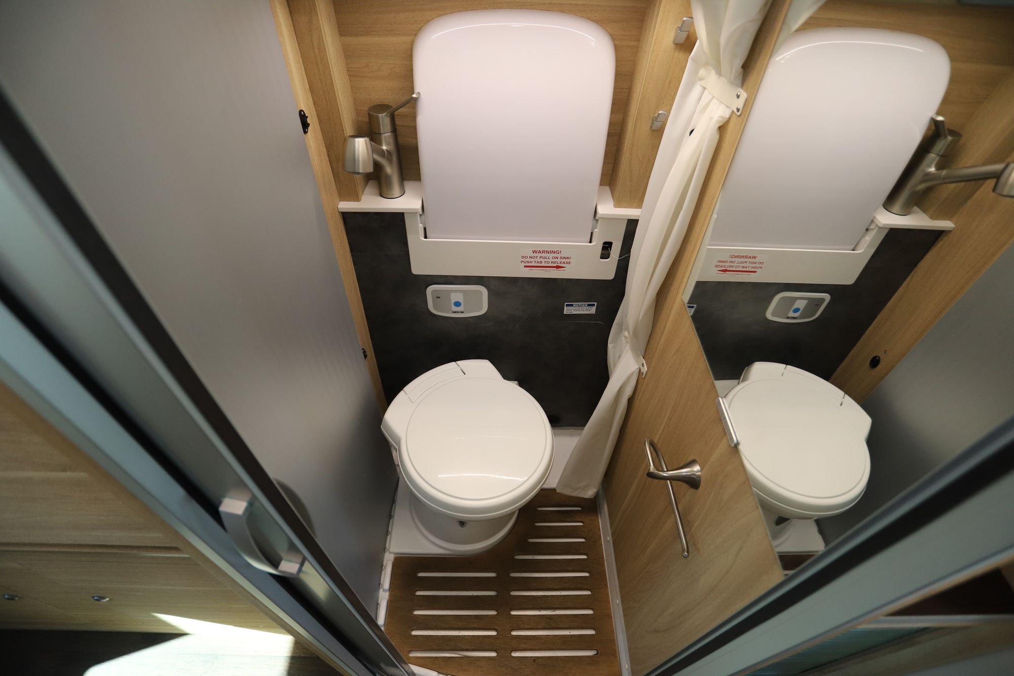 Used 2018 Hymer Activ 2 Class B  For Sale