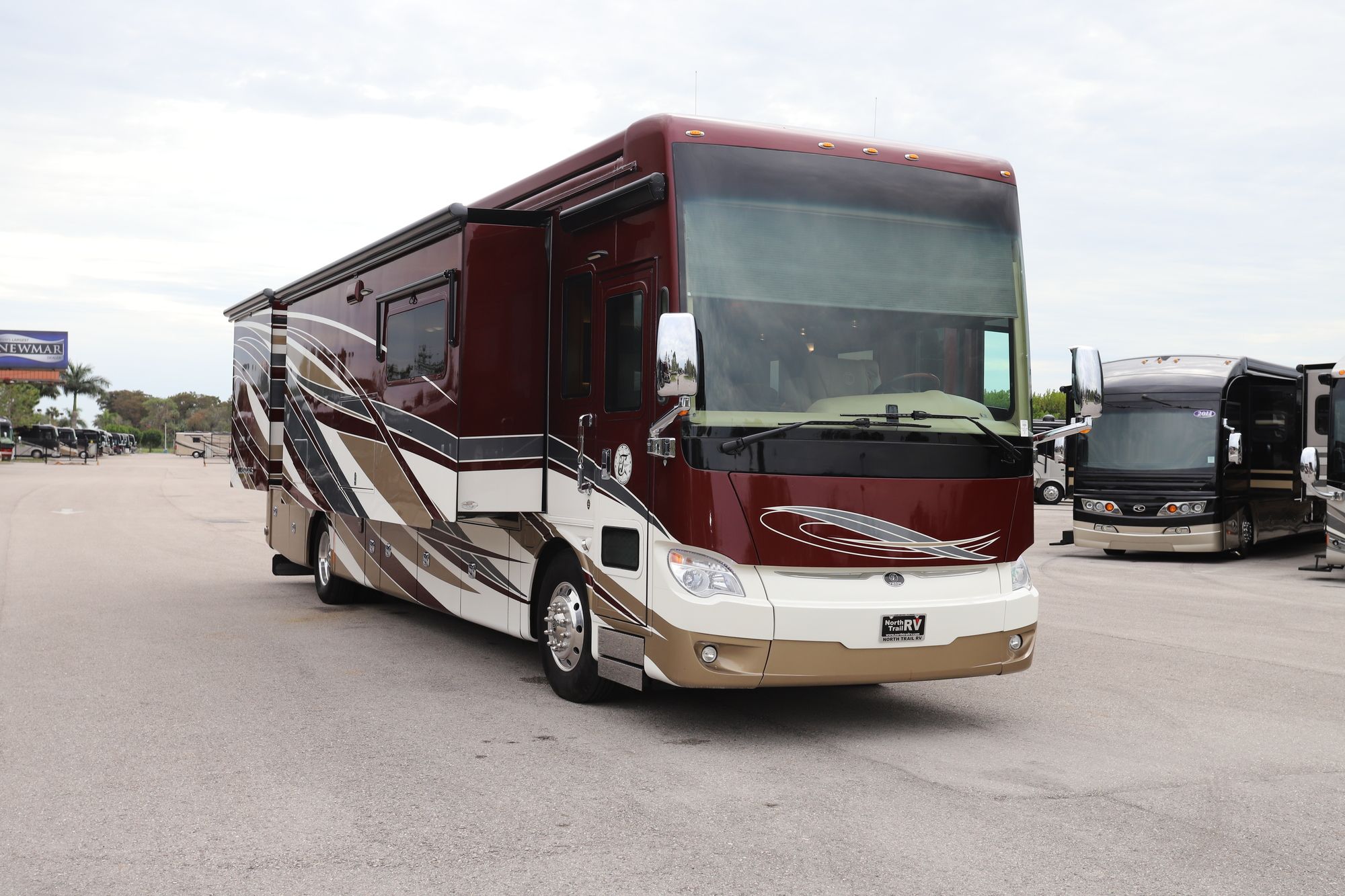 Used 2016 Tiffin Motor Homes Allegro Bus 40AP Class A  For Sale