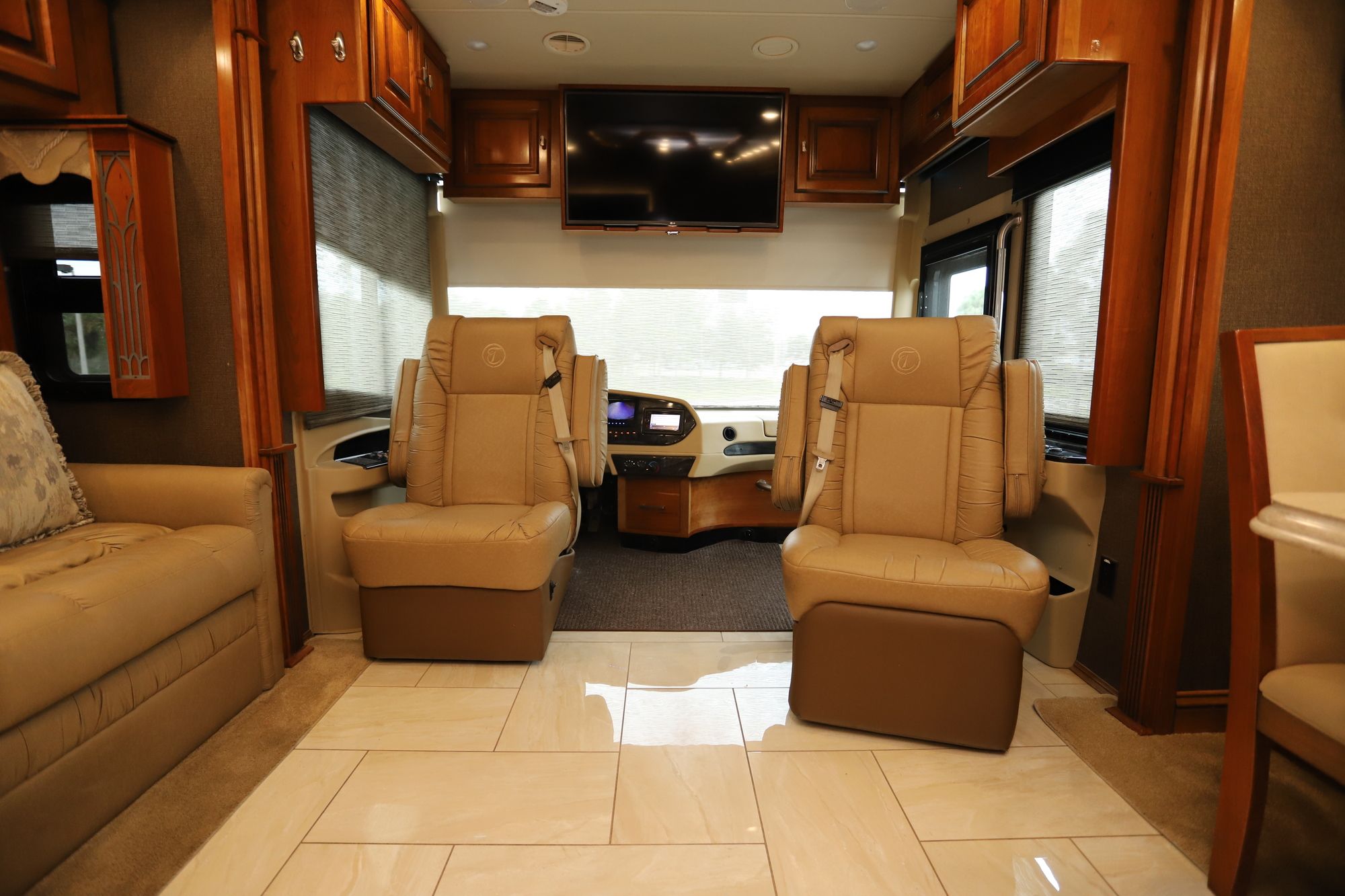 Used 2016 Tiffin Motor Homes Allegro Bus 40AP Class A  For Sale