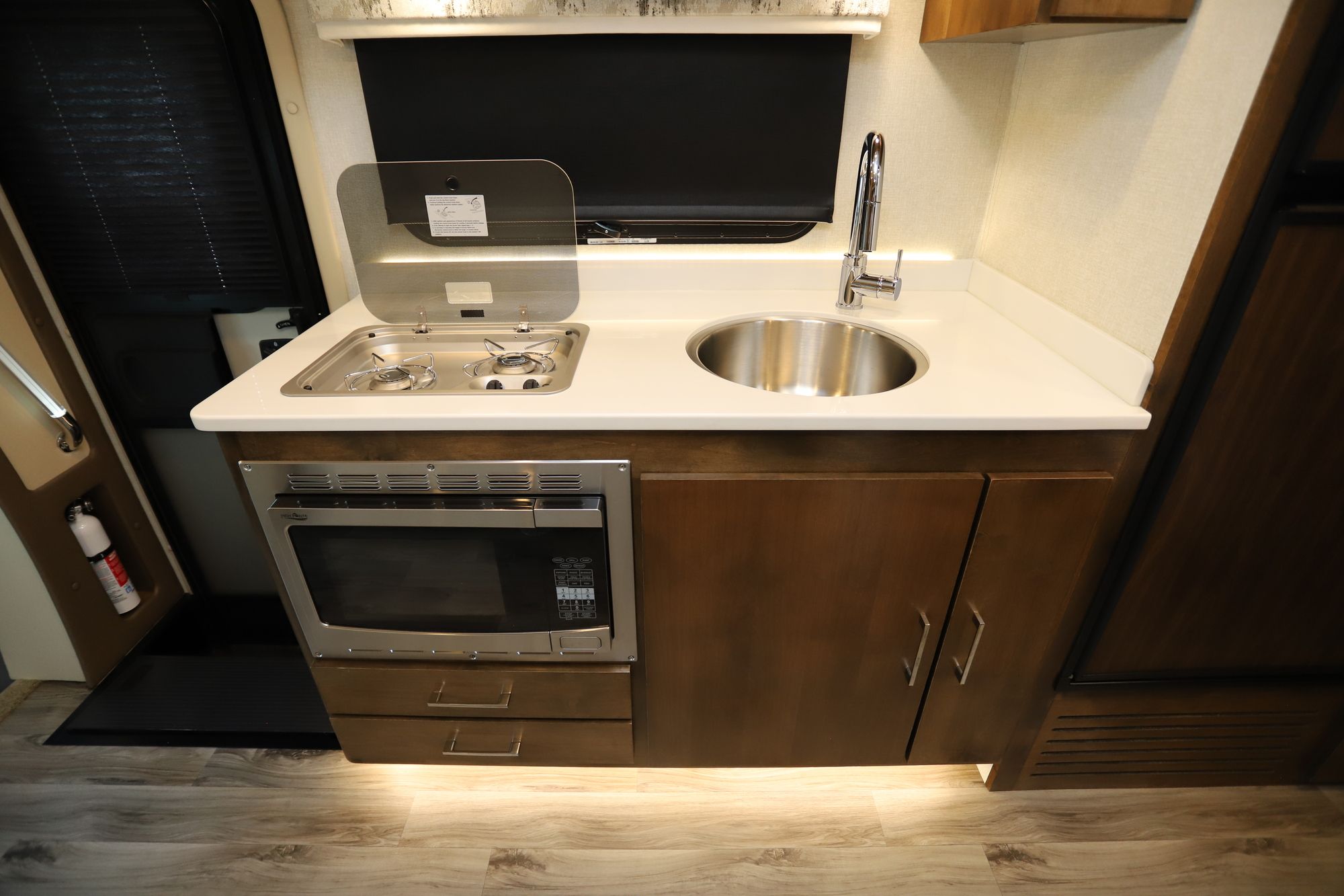 Used 2019 Tiffin Motor Homes Wayfarer 25QW Class C  For Sale