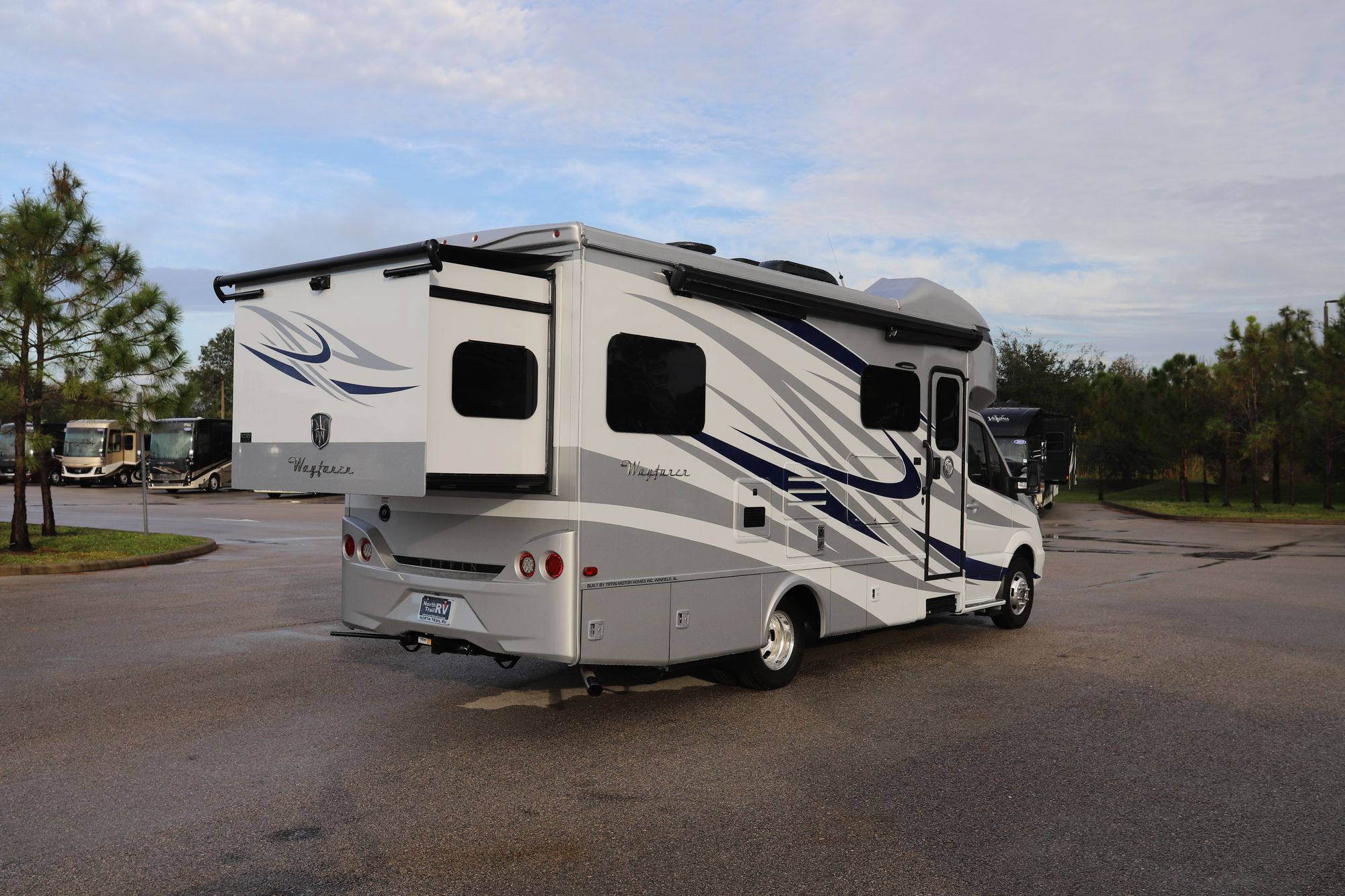 Used 2019 Tiffin Motor Homes Wayfarer 25QW Class C  For Sale