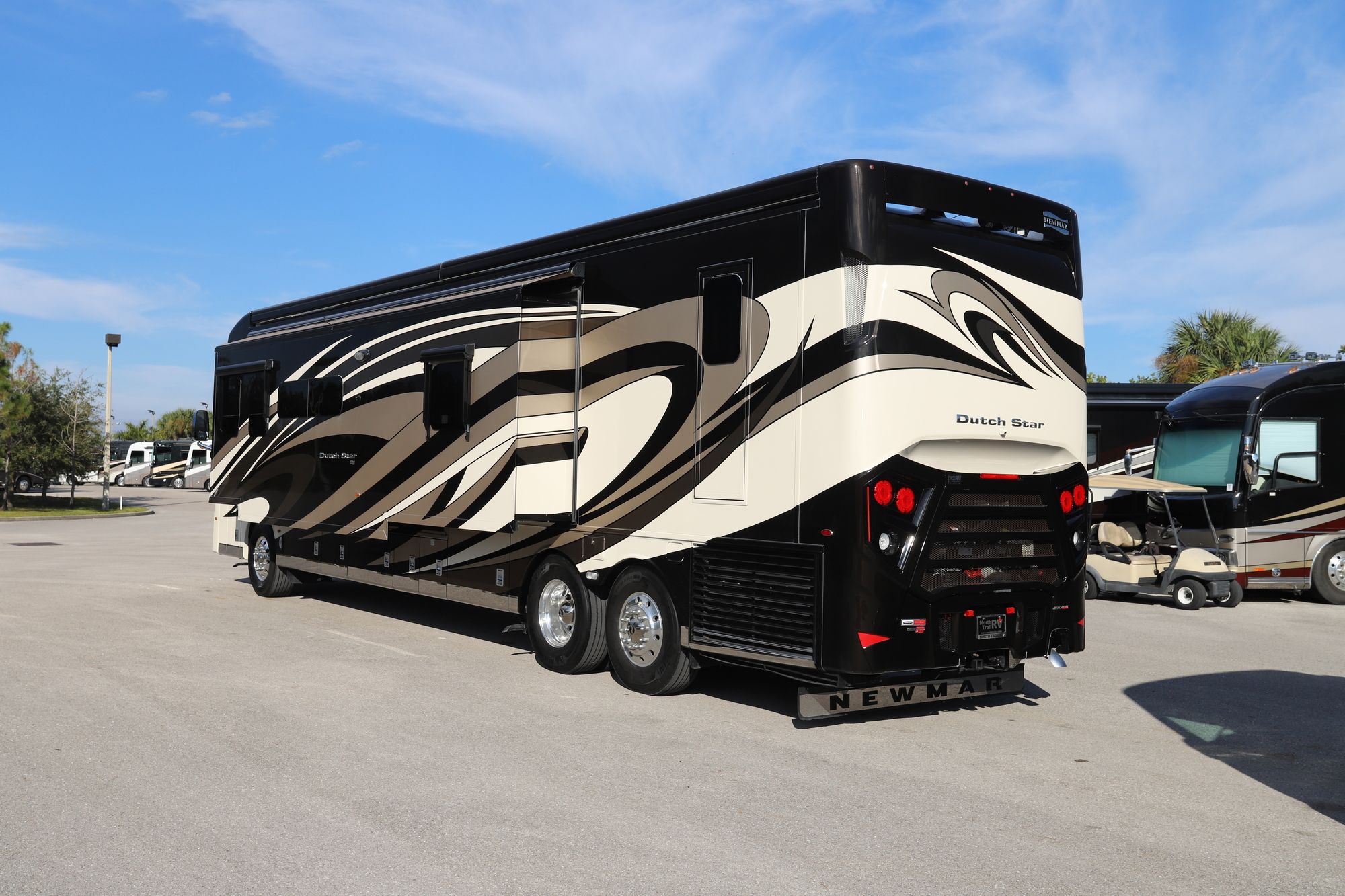 Used 2019 Newmar Dutch Star 4363 Class A  For Sale