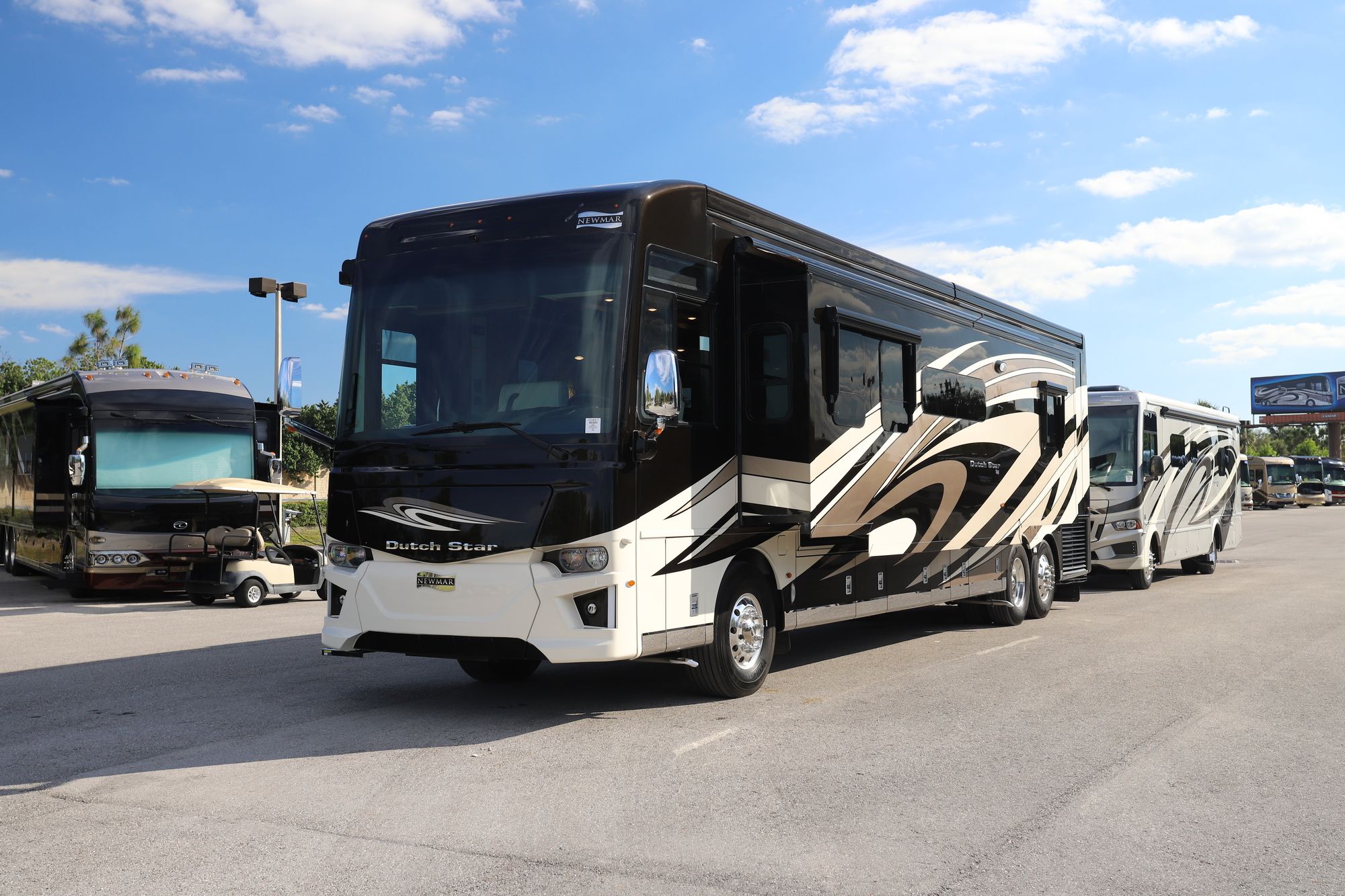 Used 2019 Newmar Dutch Star 4363 Class A  For Sale