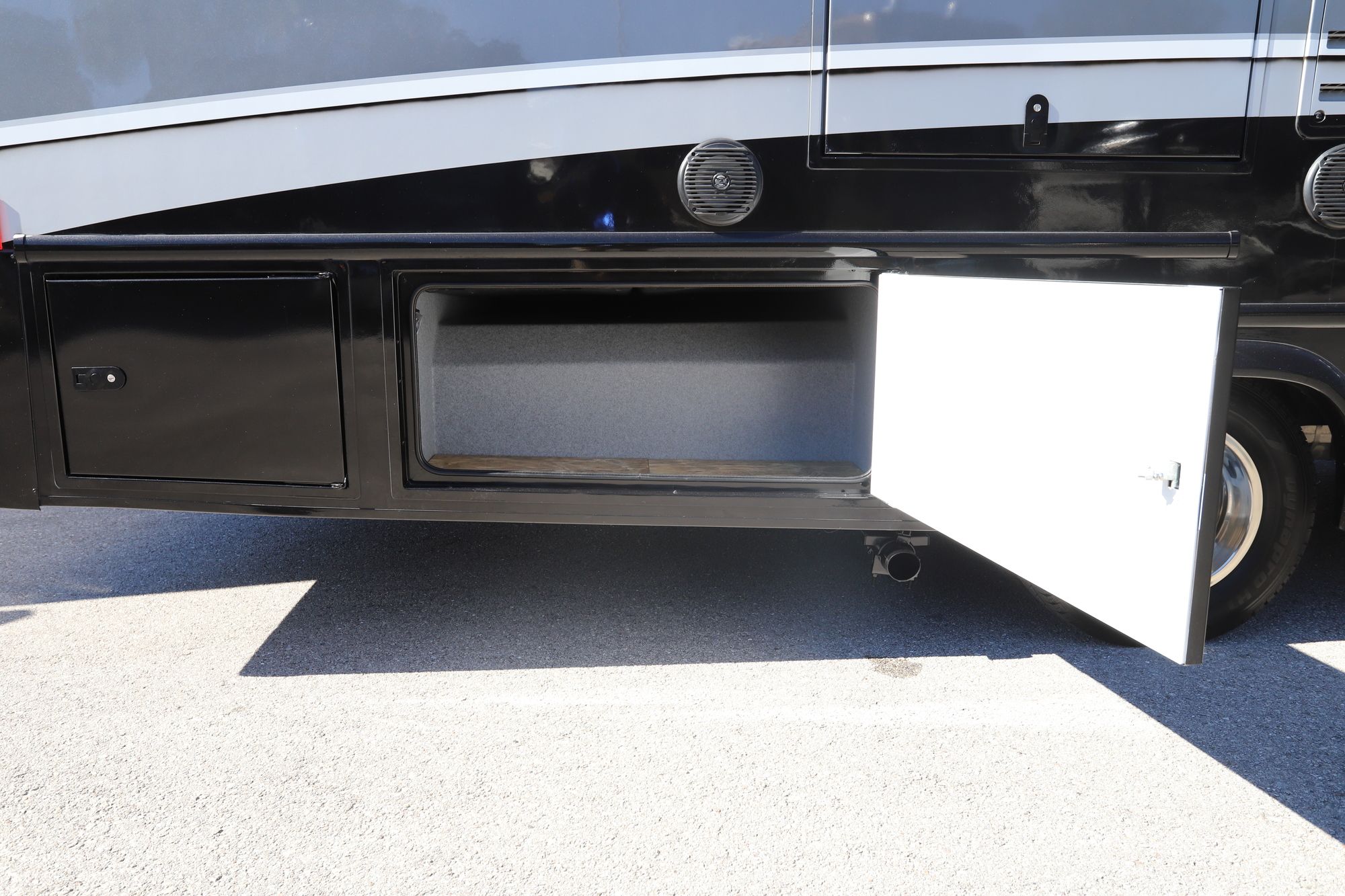 Used 2018 Dynamax Isata 4 25FWF Class C  For Sale