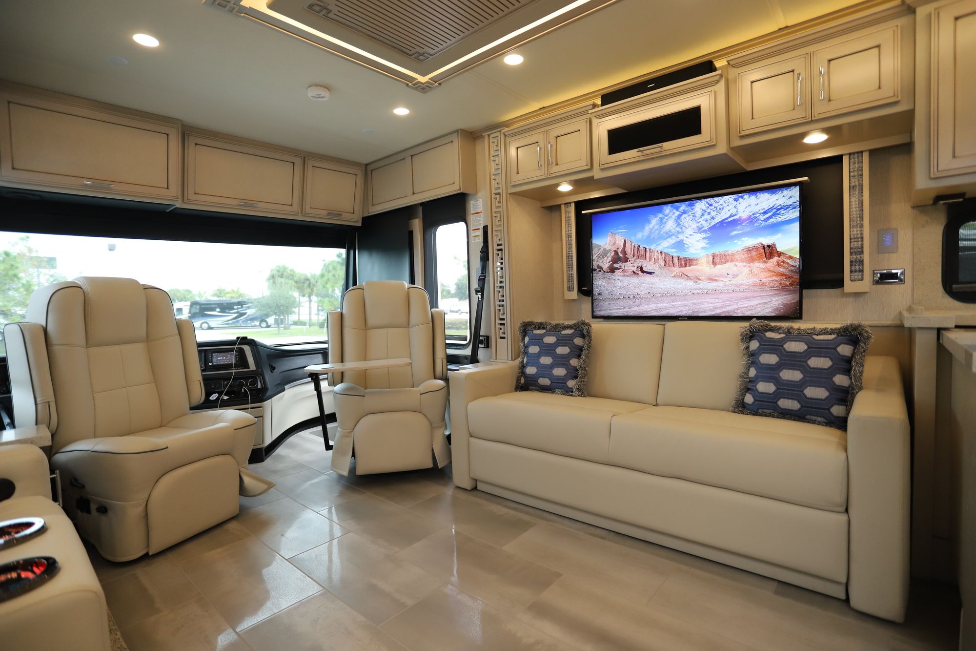 New 2021 Newmar Ventana 3717 Class A  For Sale