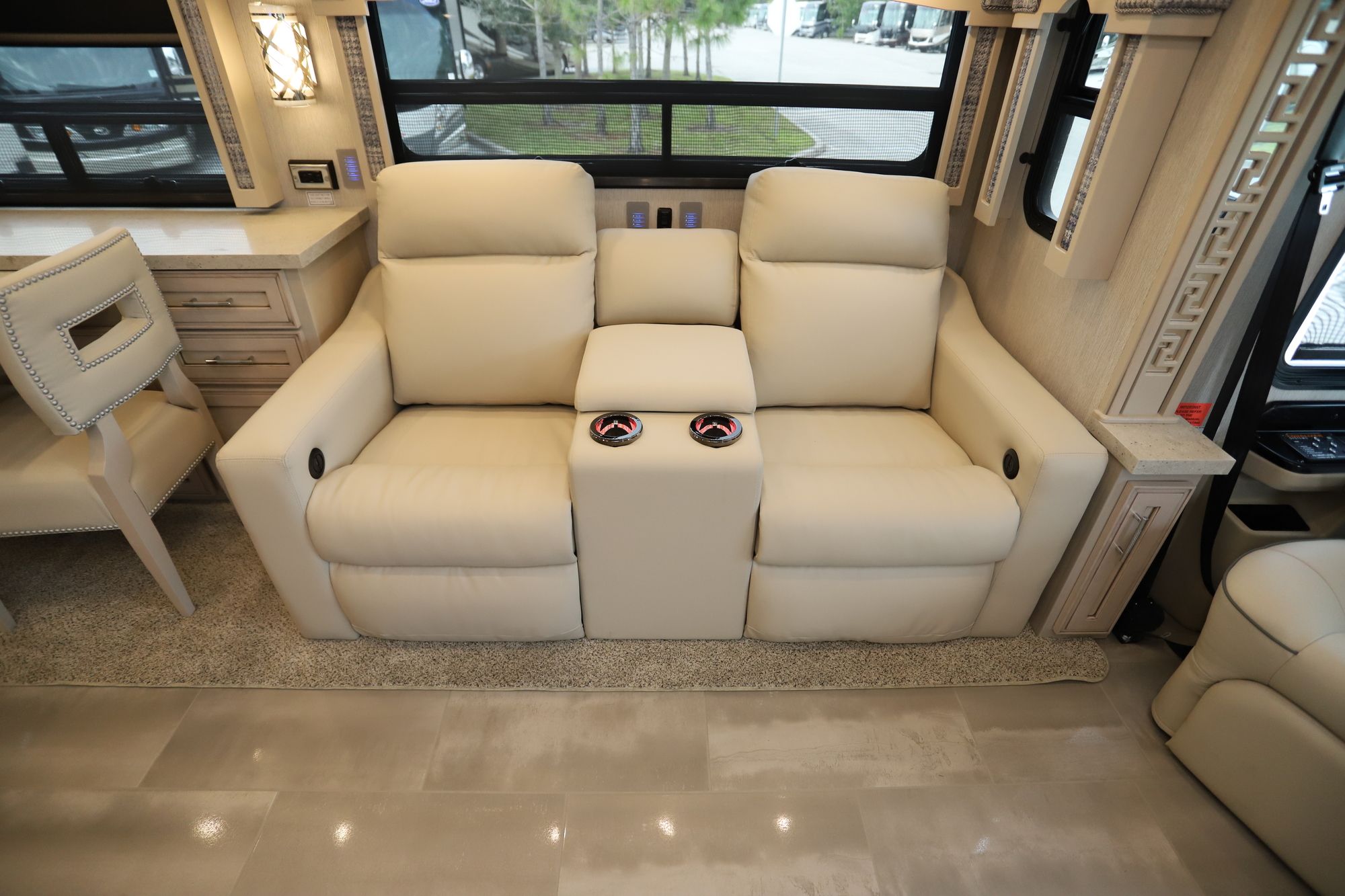 New 2021 Newmar Ventana 3717 Class A  For Sale